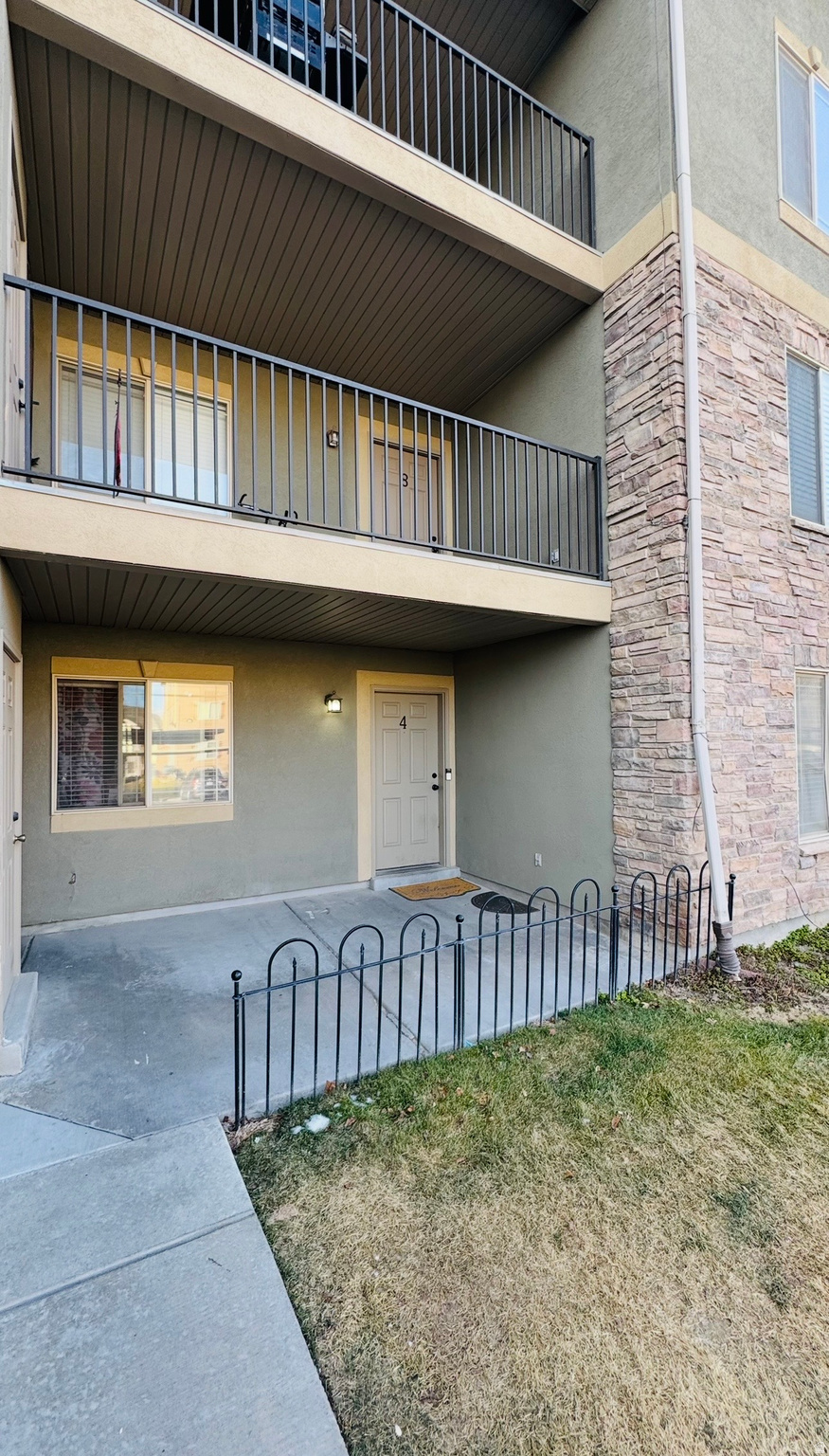 ROCK CREEK CONDO - Residential