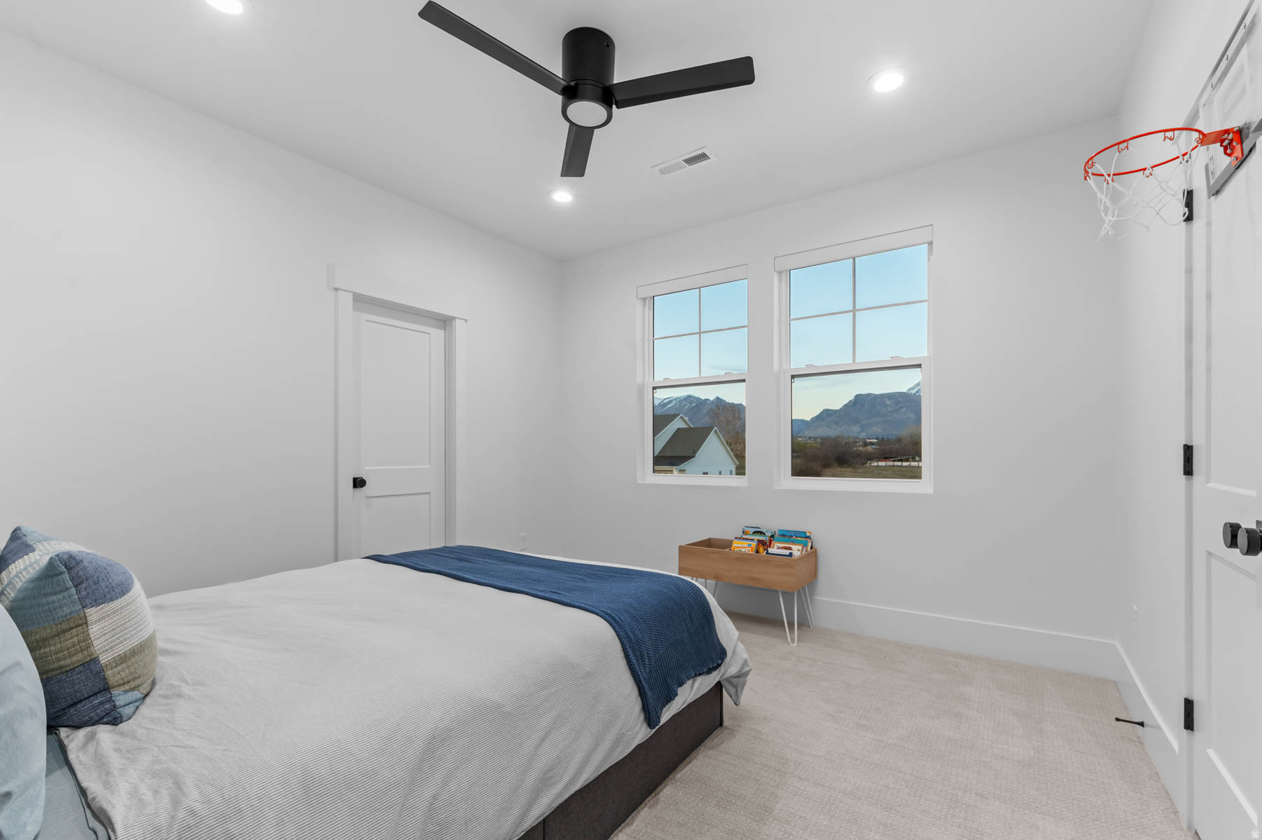 PIONEER HEIGHTS - Residential
