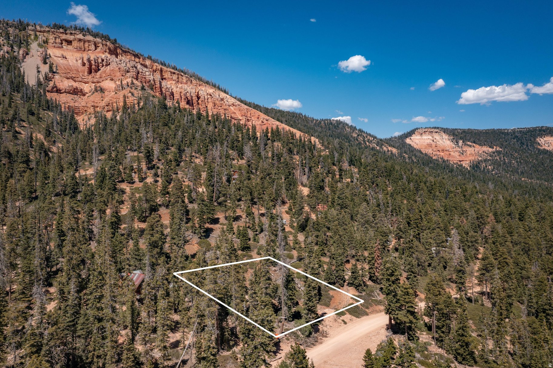 NAVAJO LAKE ESTATES - Land