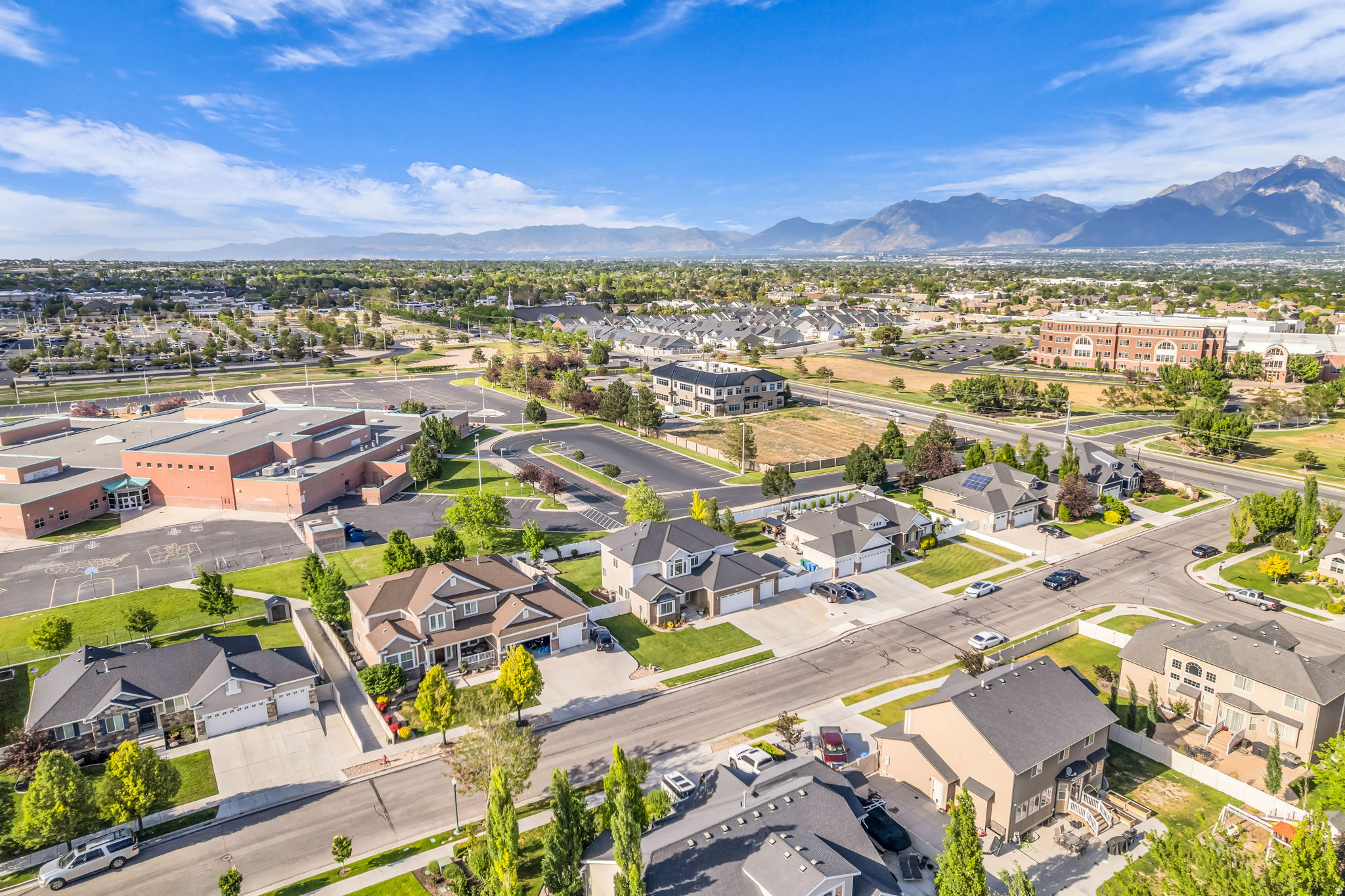 SUMMERWOOD 301 - Residential