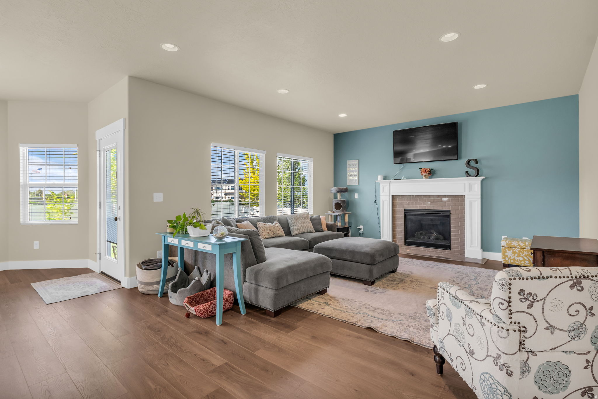 SUMMERWOOD 301 - Residential