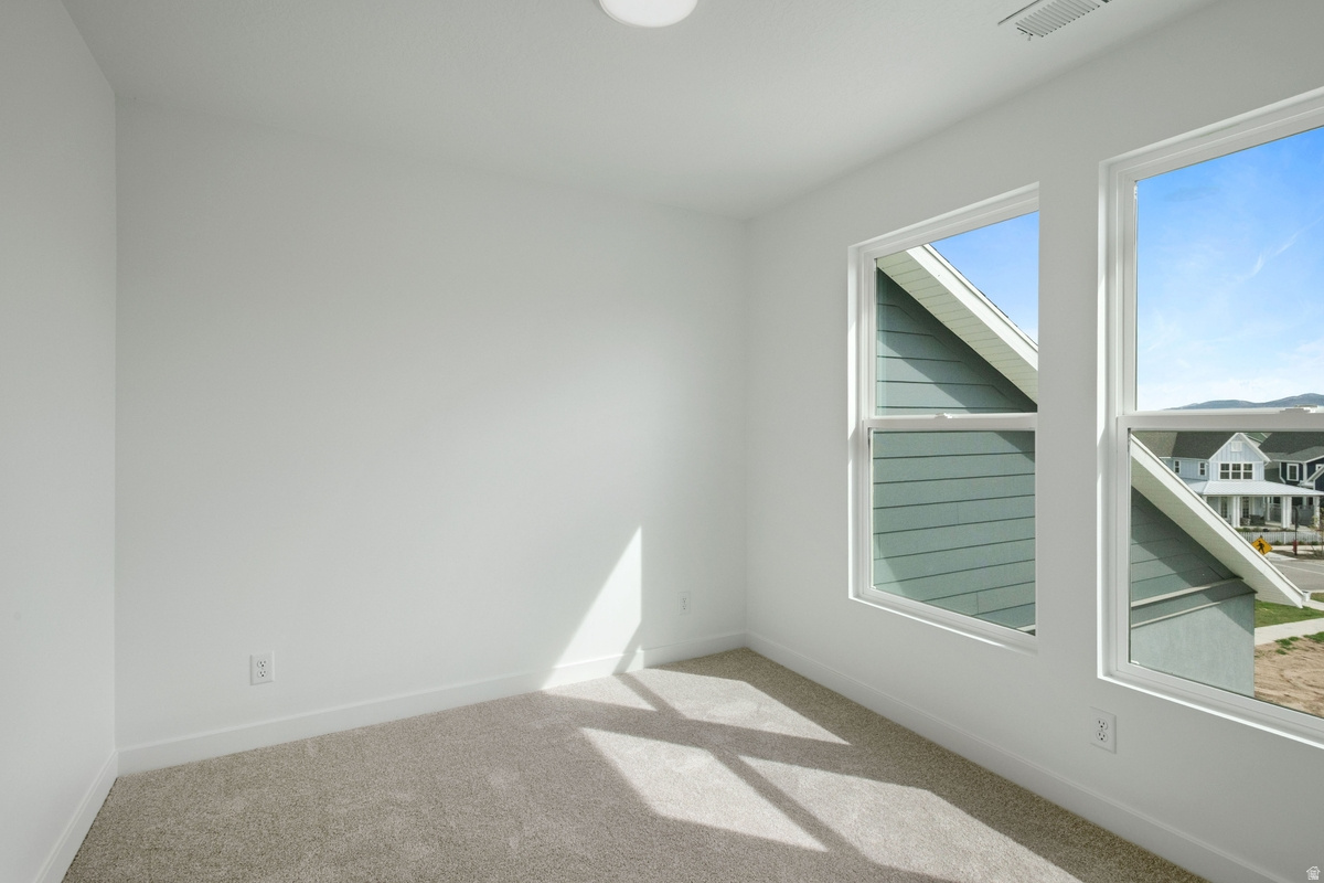 DAYBREAK - Residential