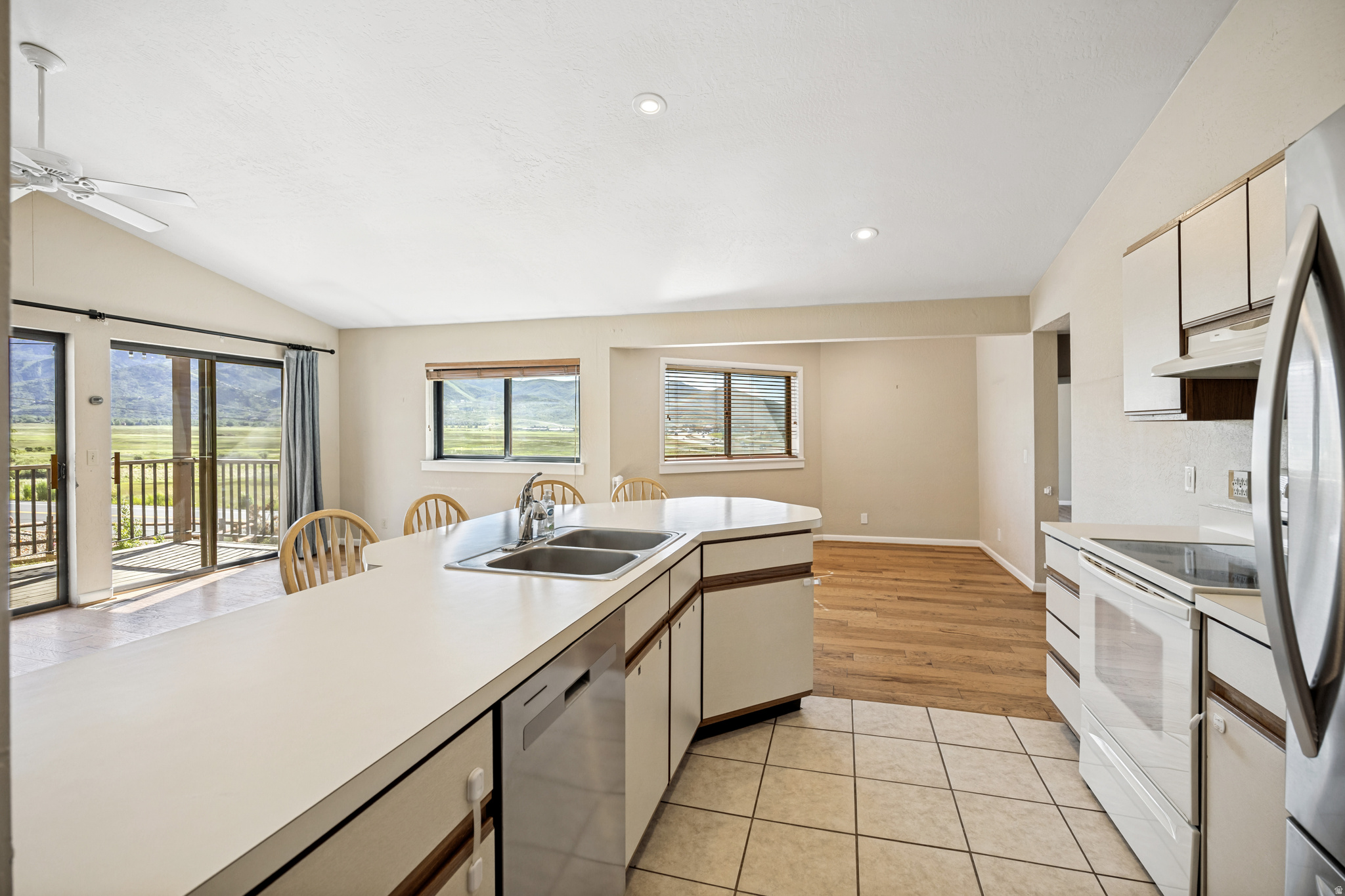PARK RIDGE ESTATES - Residential