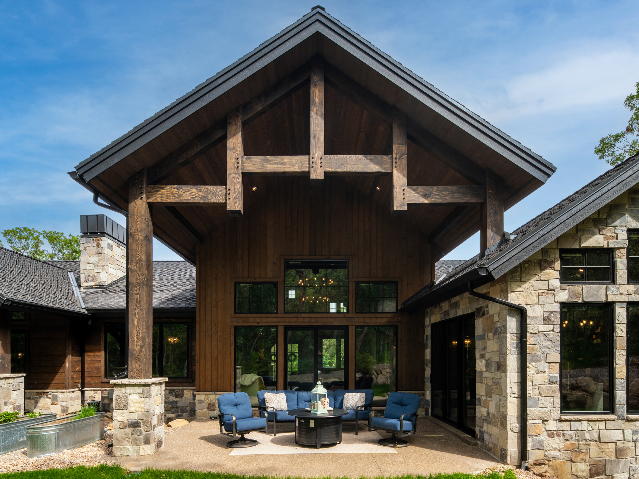 PINEVIEW OVERLOOK - Residential