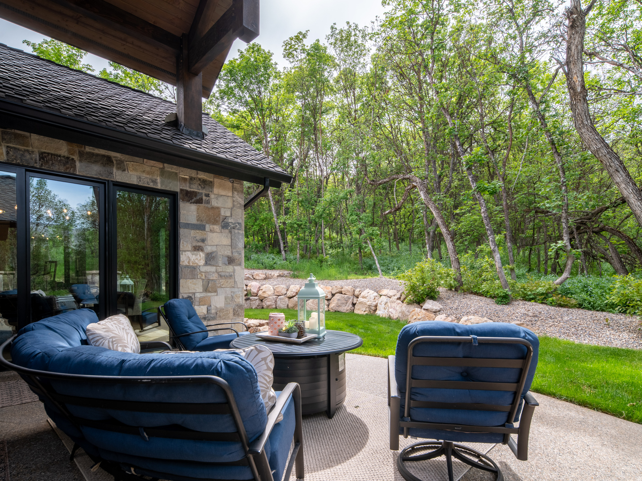 PINEVIEW OVERLOOK - Residential