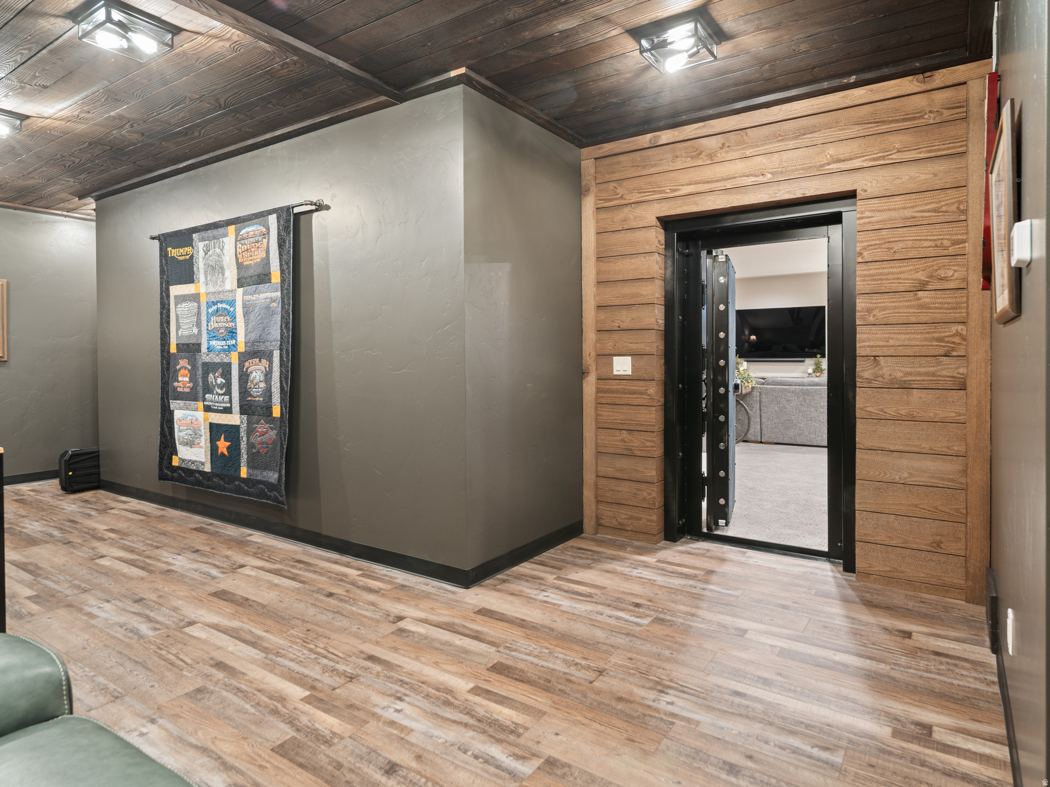 PINEVIEW OVERLOOK - Residential