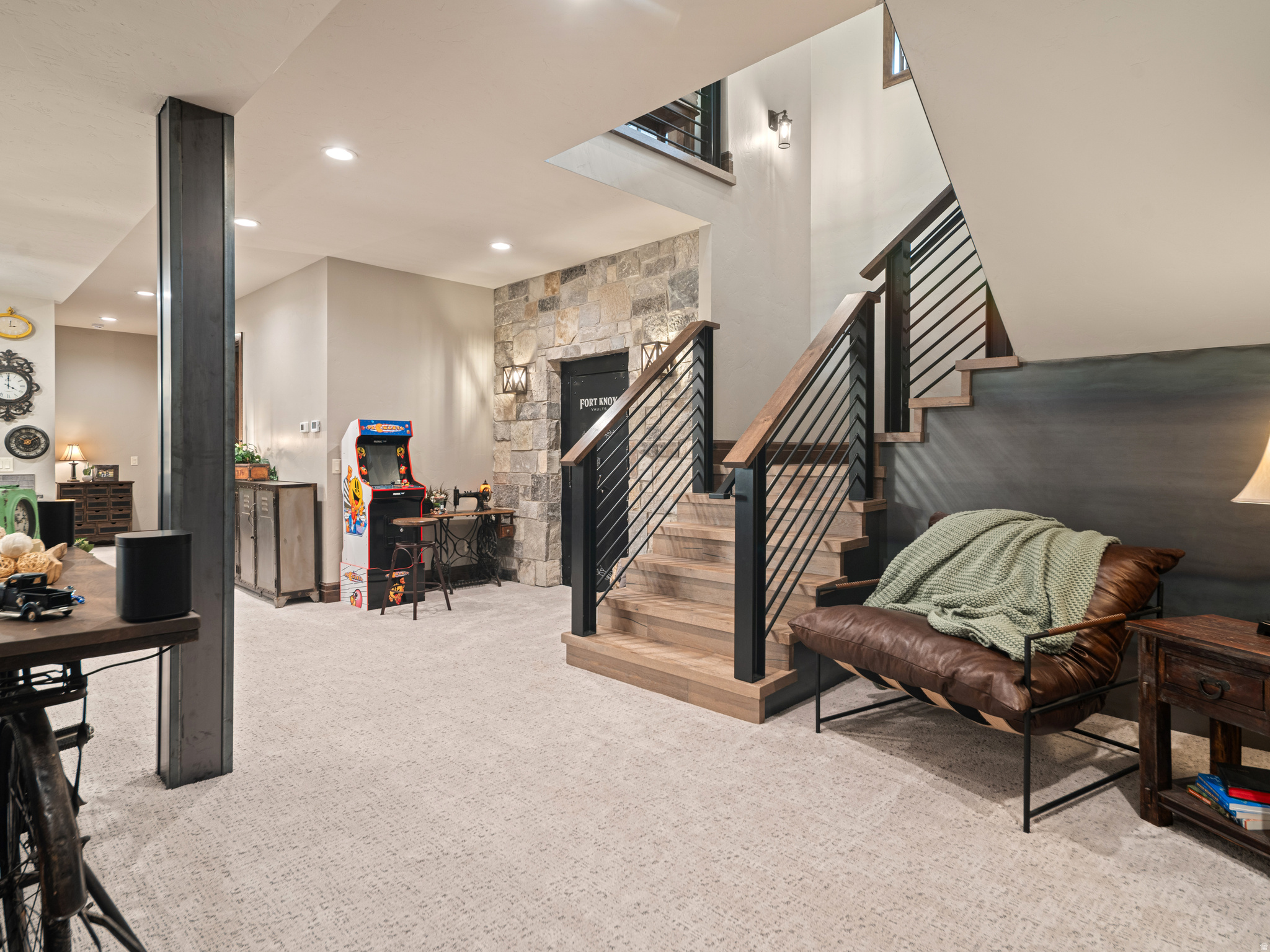PINEVIEW OVERLOOK - Residential