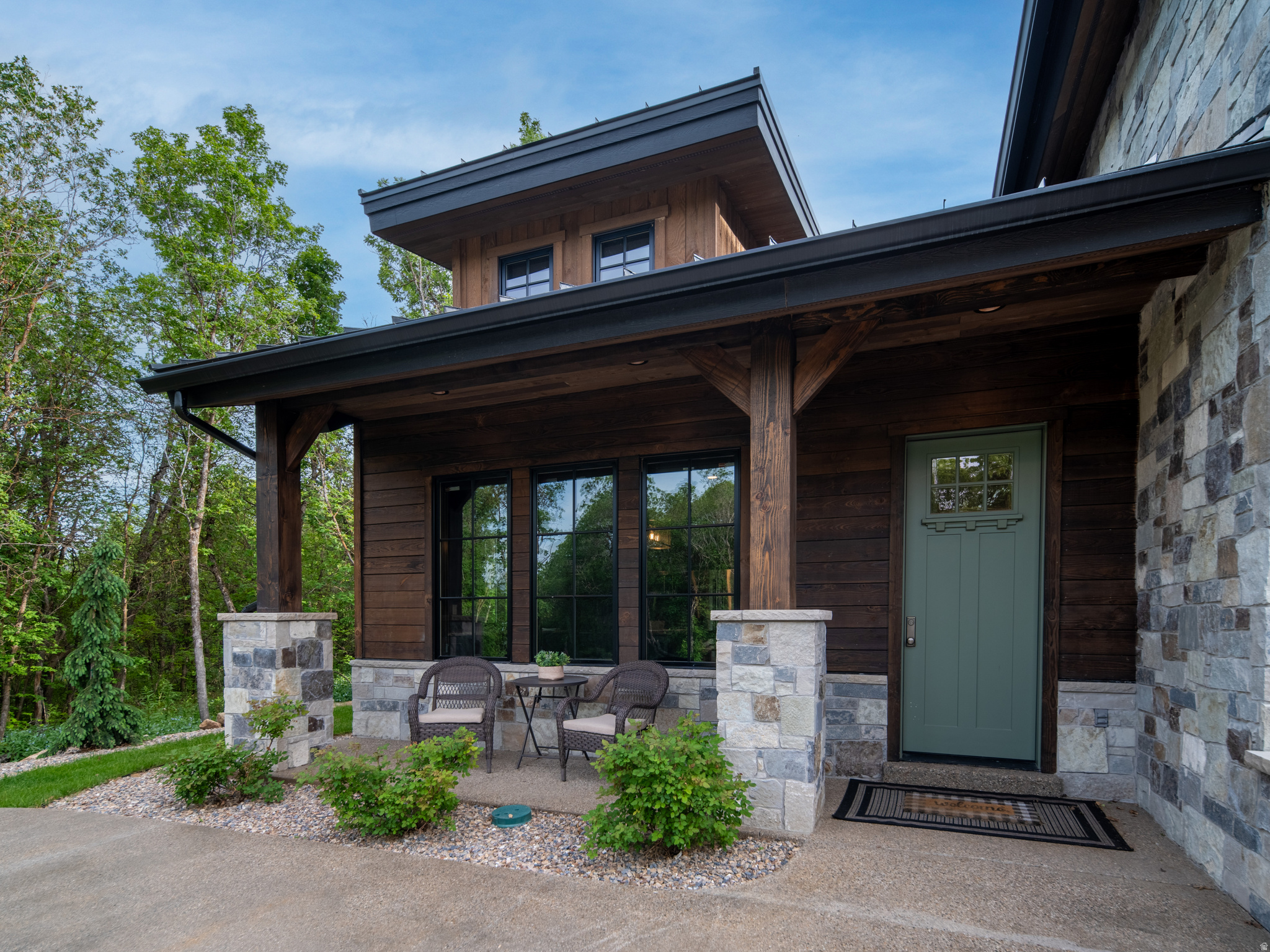 PINEVIEW OVERLOOK - Residential