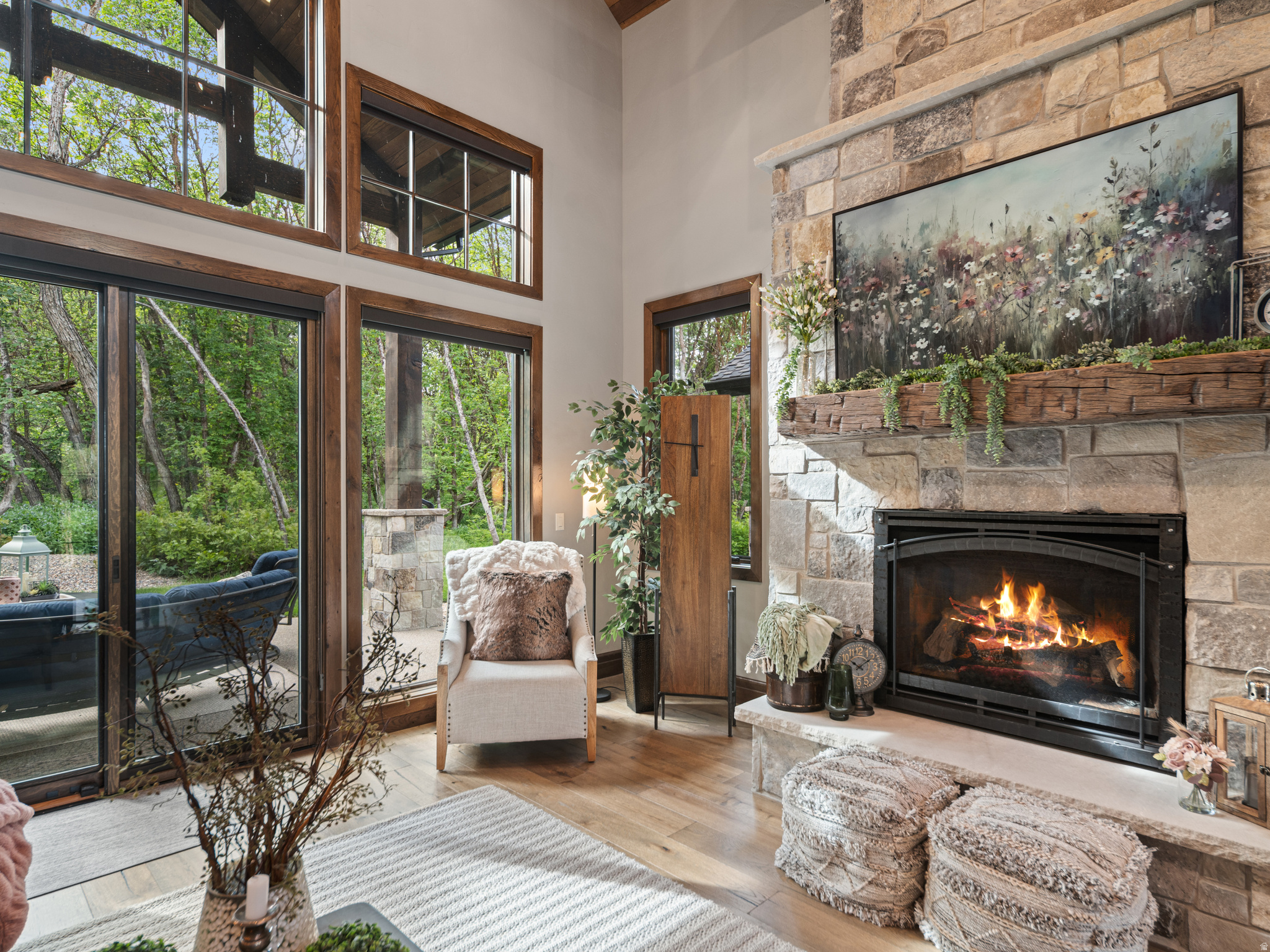 PINEVIEW OVERLOOK - Residential
