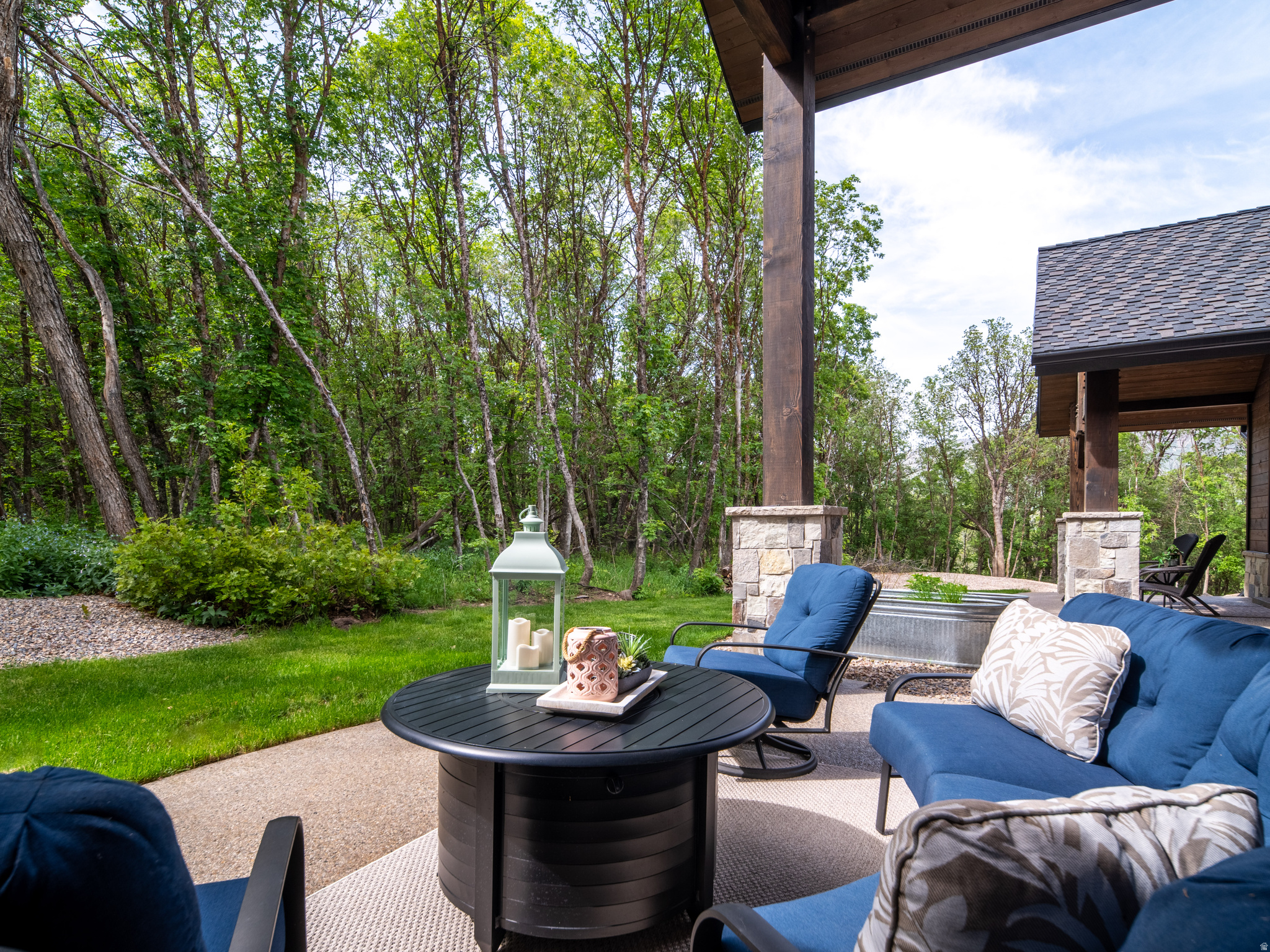 PINEVIEW OVERLOOK - Residential