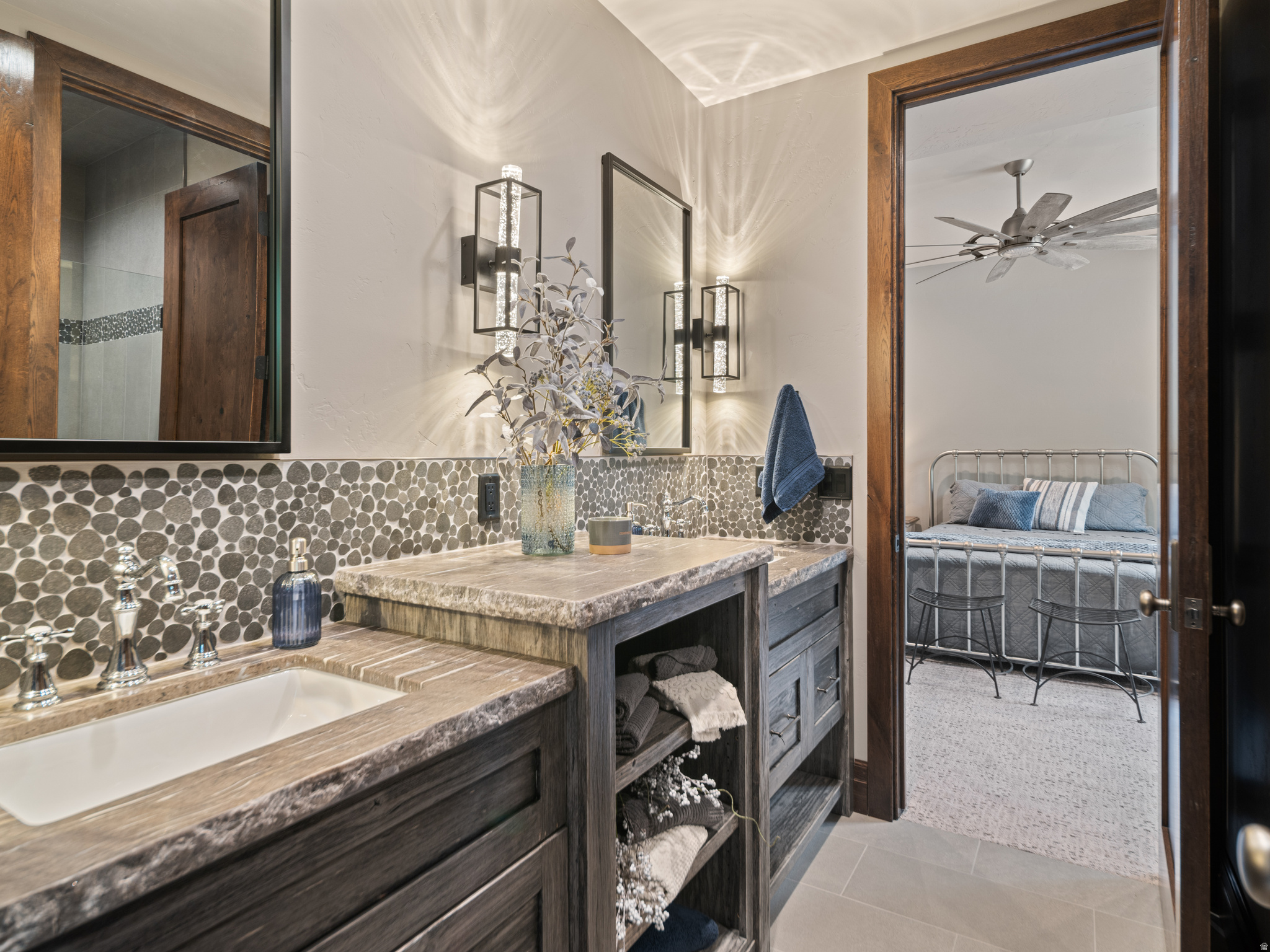 PINEVIEW OVERLOOK - Residential