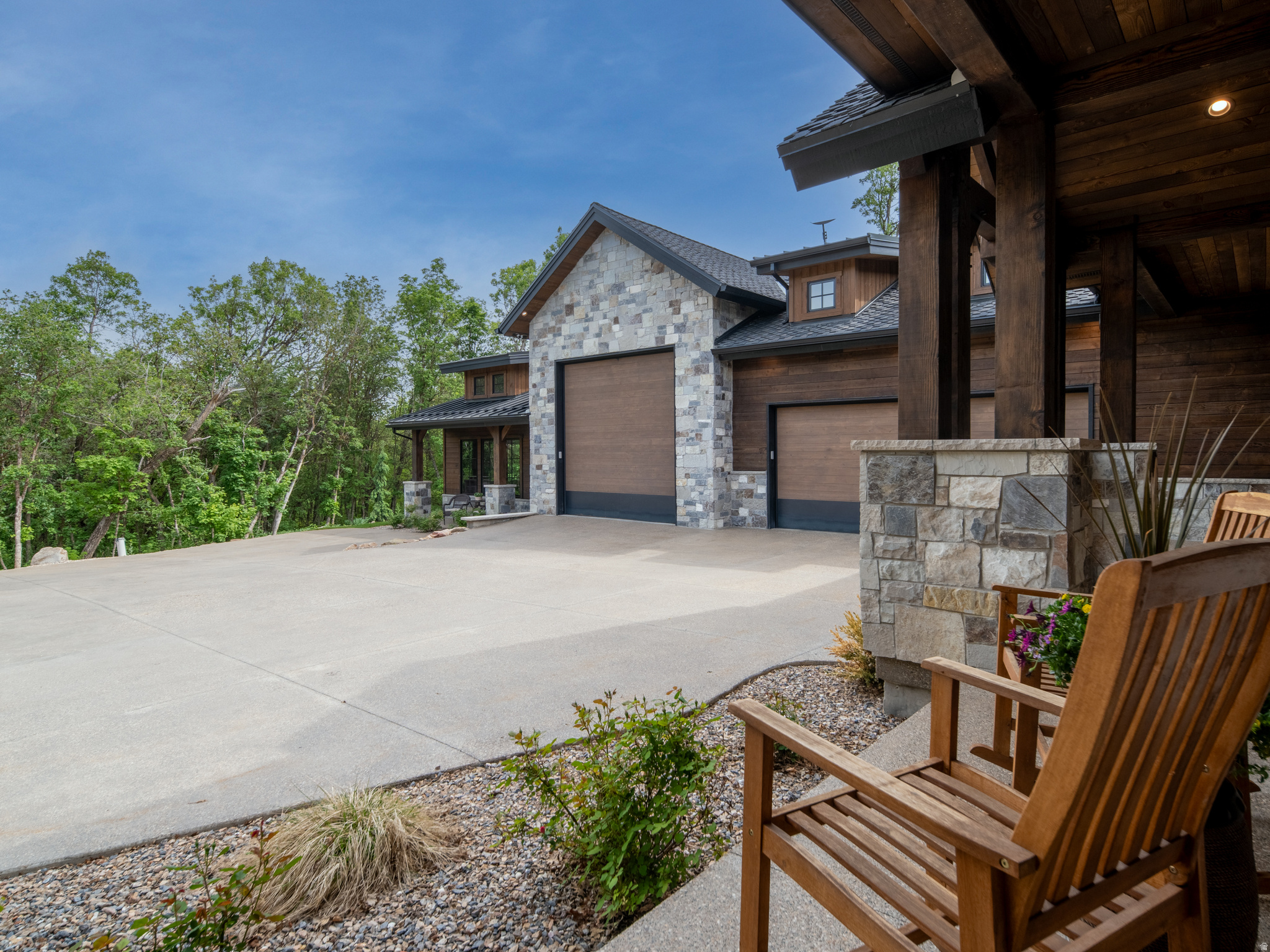 PINEVIEW OVERLOOK - Residential
