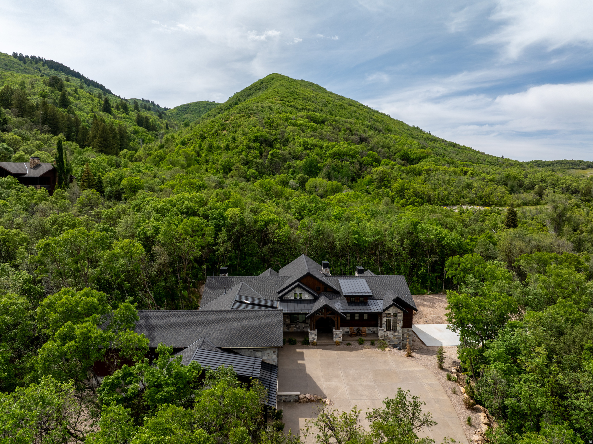 PINEVIEW OVERLOOK - Residential