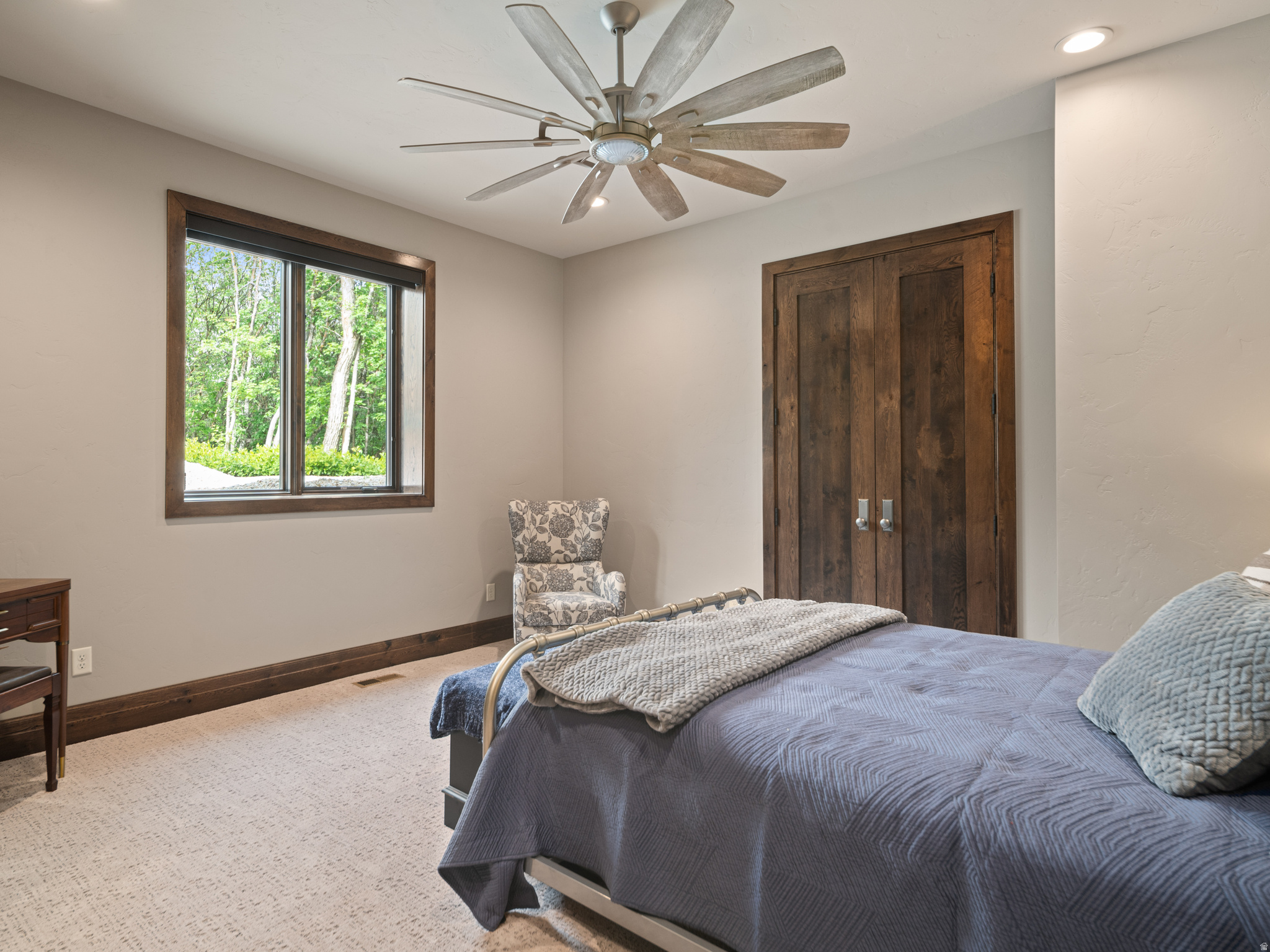 PINEVIEW OVERLOOK - Residential