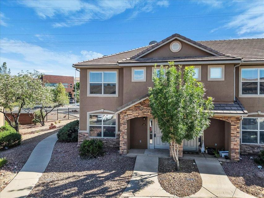 HIDDEN VALLEY TOWN HOMES PUD PH 1 - Residential