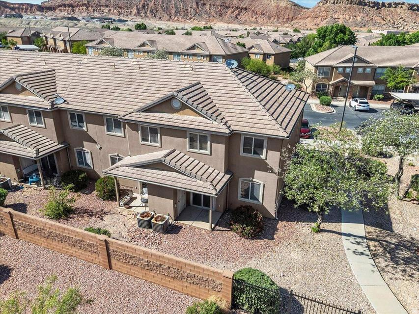 HIDDEN VALLEY TOWN HOMES PUD PH 1 - Residential