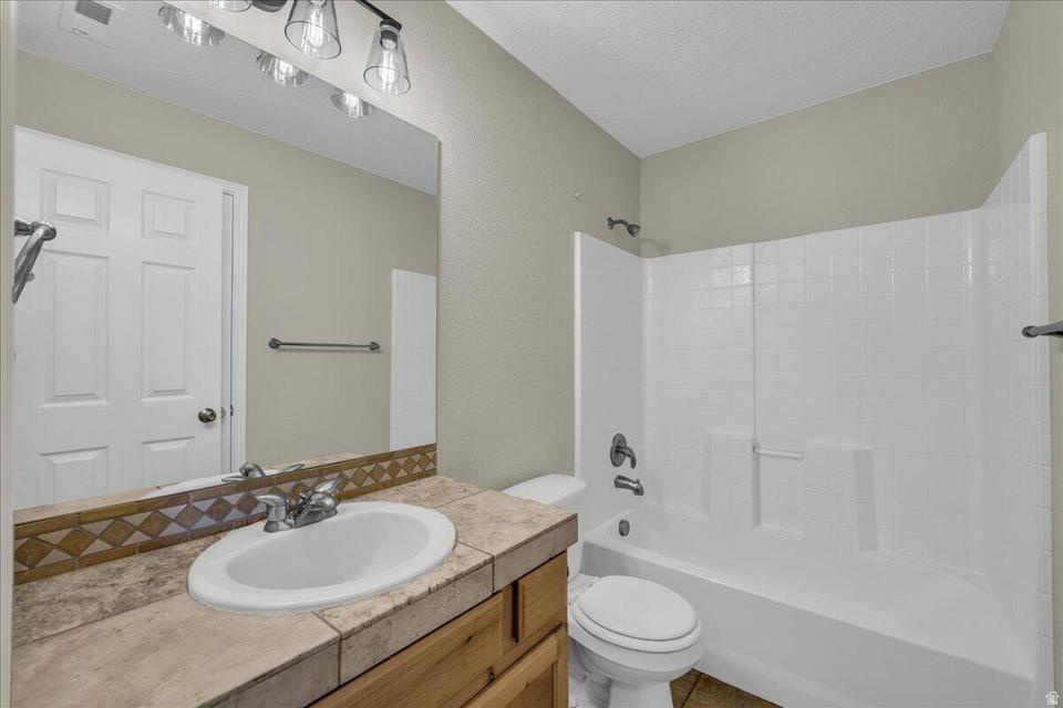 HIDDEN VALLEY TOWN HOMES PUD PH 1 - Residential