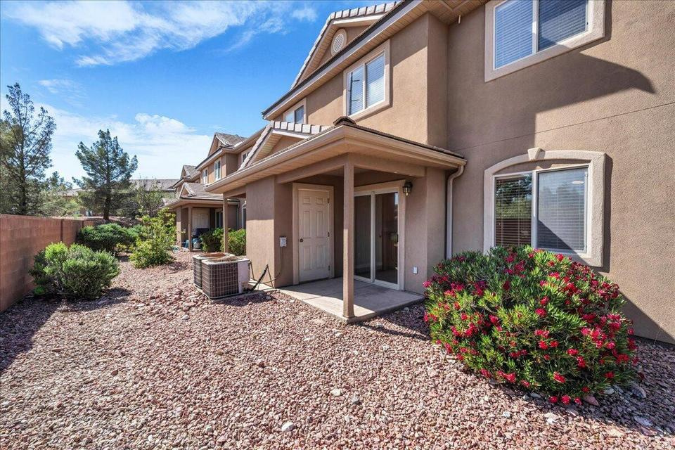 HIDDEN VALLEY TOWN HOMES PUD PH 1 - Residential