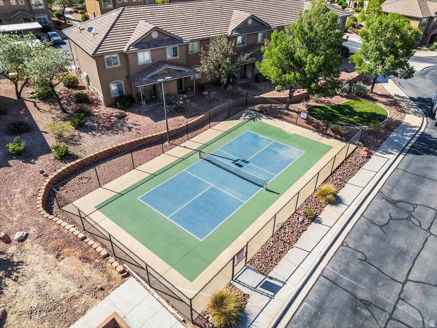 HIDDEN VALLEY TOWN HOMES PUD PH 1 - Residential