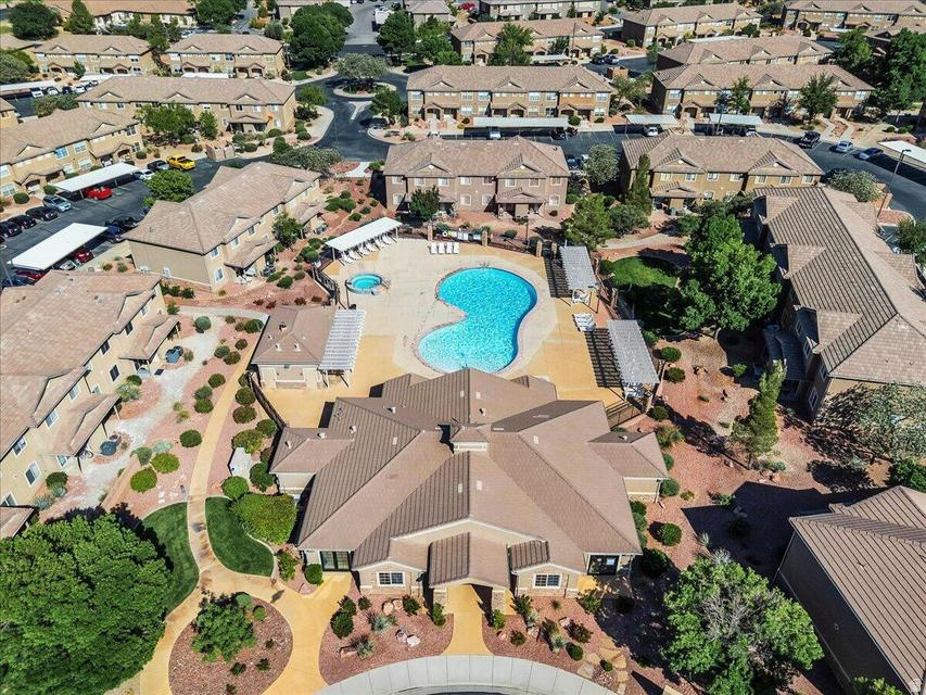 HIDDEN VALLEY TOWN HOMES PUD PH 1 - Residential