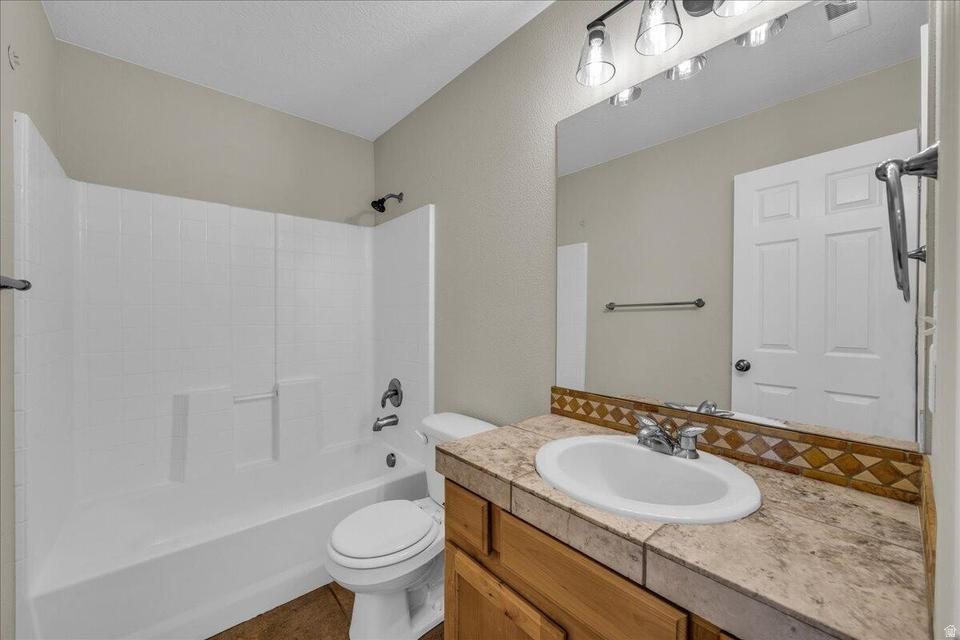 HIDDEN VALLEY TOWN HOMES PUD PH 1 - Residential