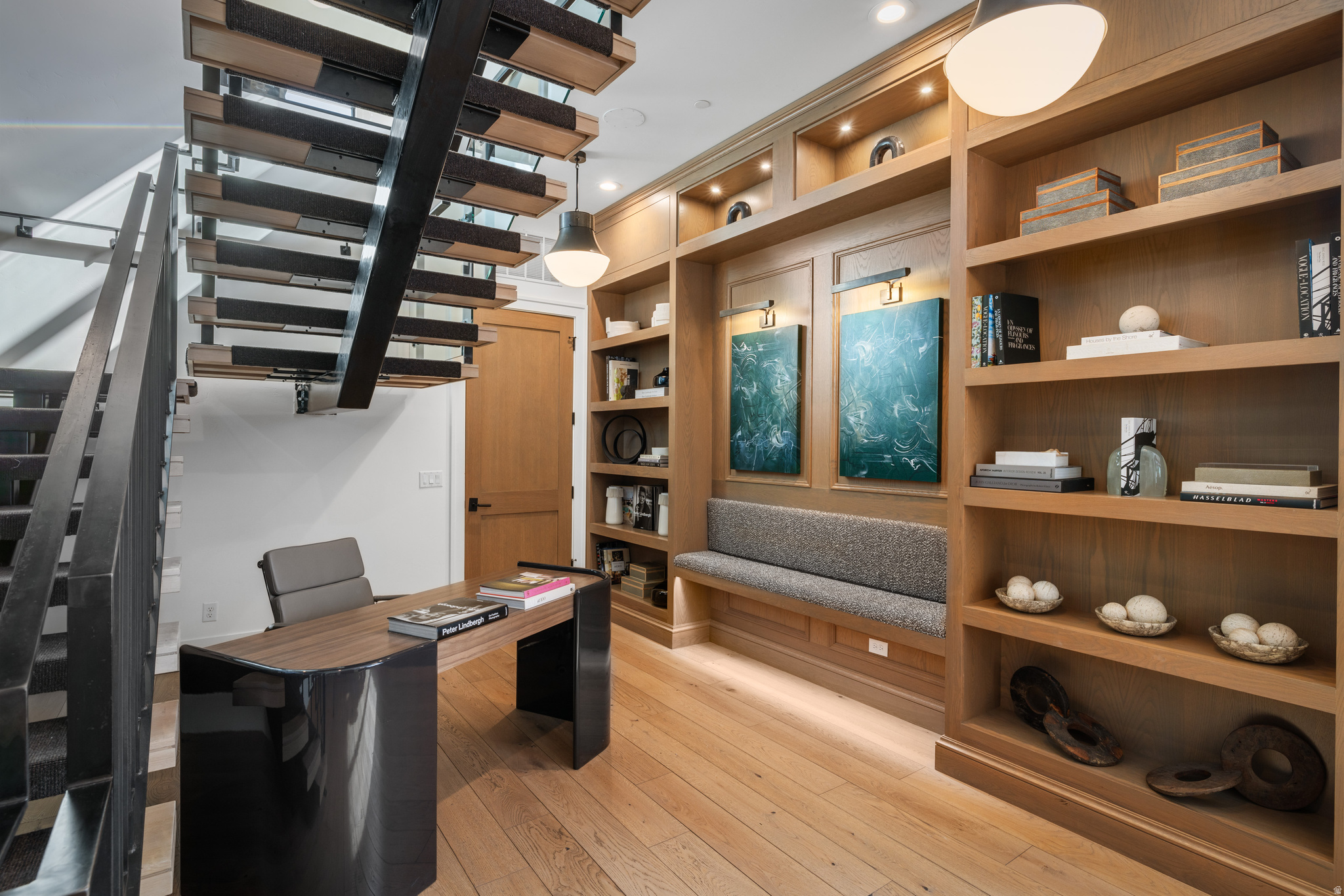 PARK EAST II BUSINESS COMMUNITY CONDOS - Commercial Lease