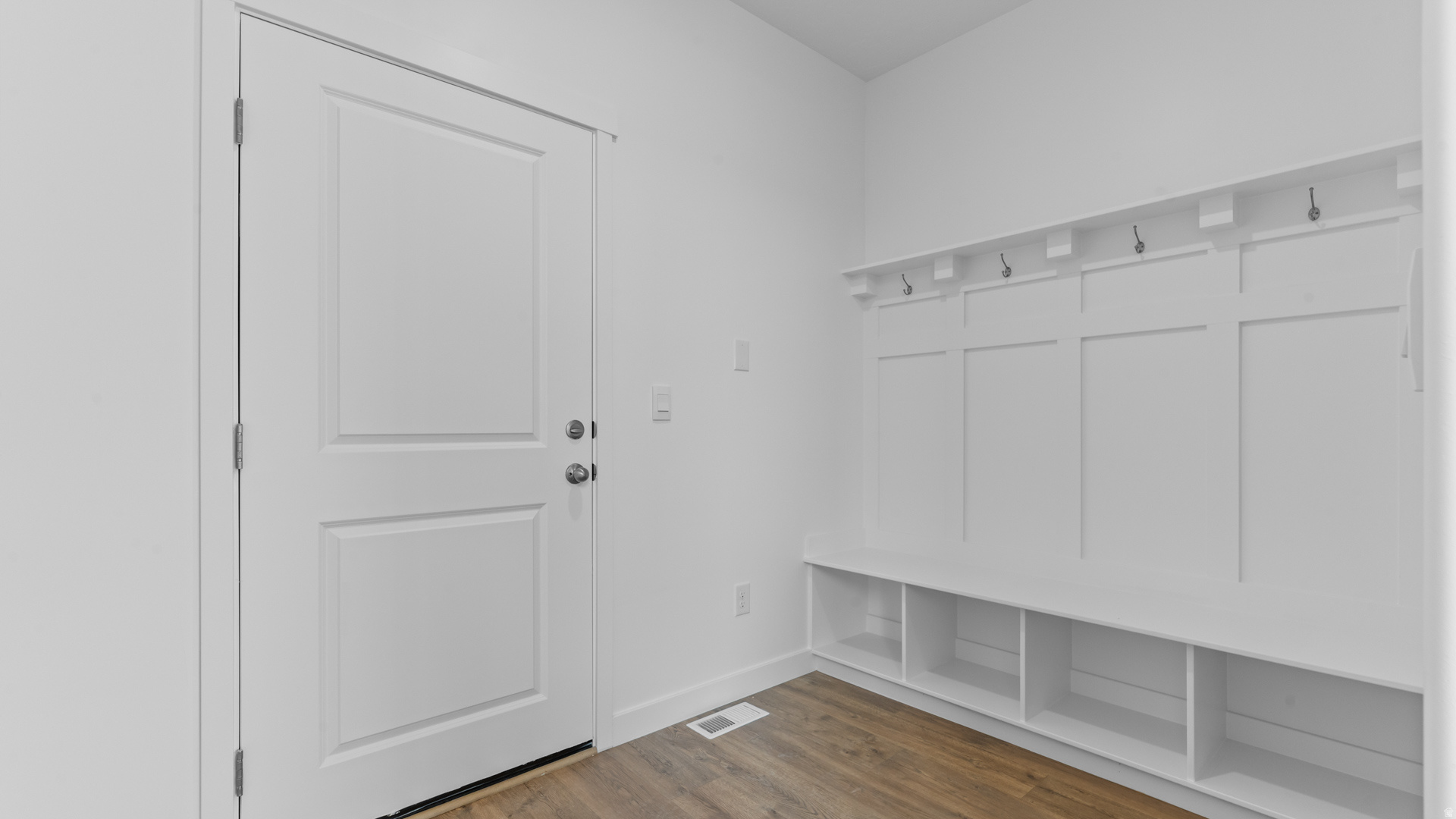 THE MAJORS - Residential