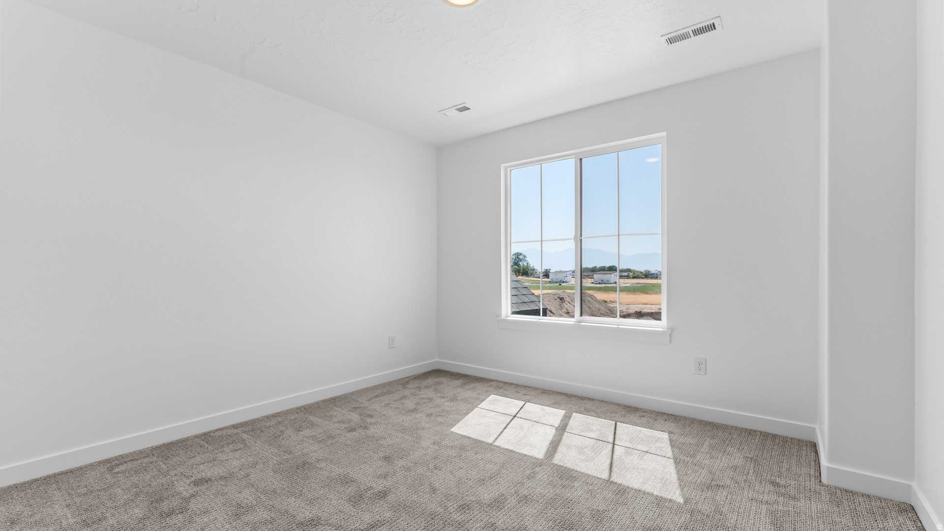 THE MAJORS - Residential