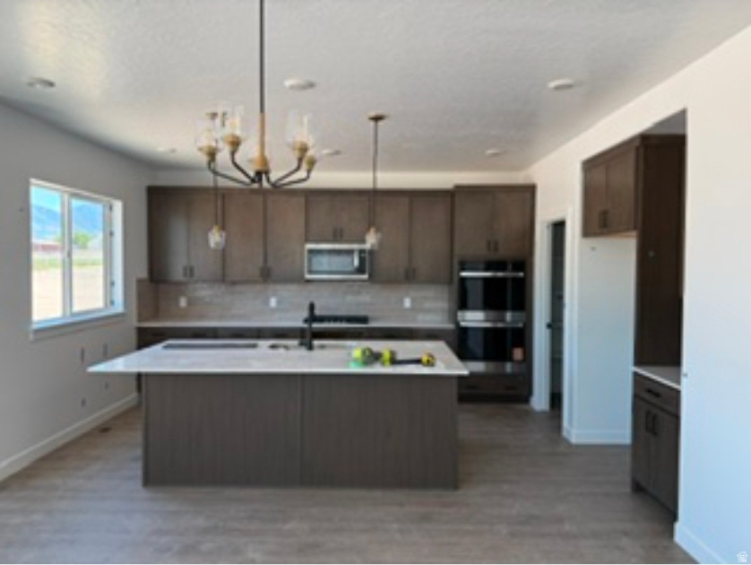 THE MAJORS - Residential