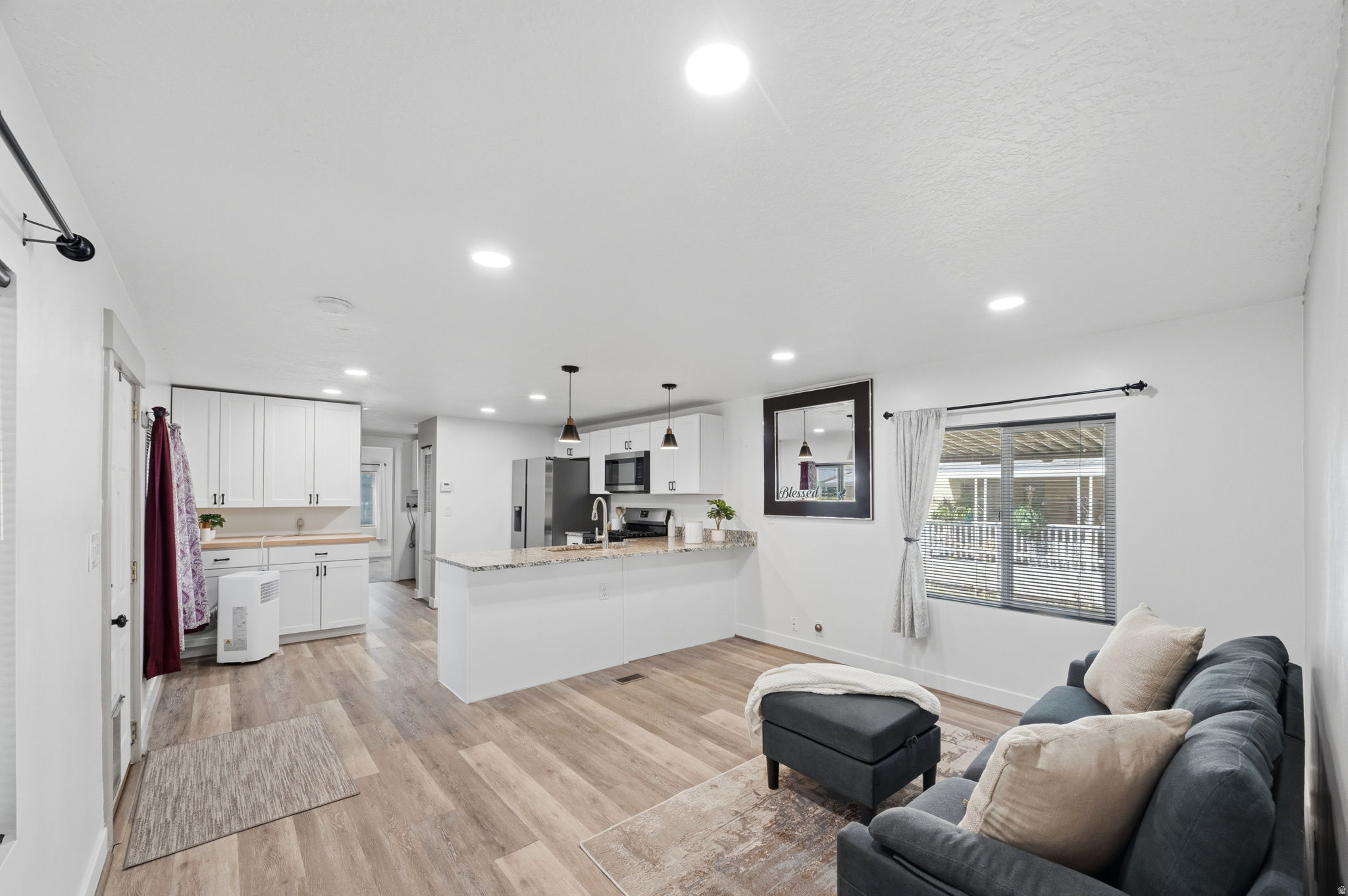 MONTE VISTA - Residential