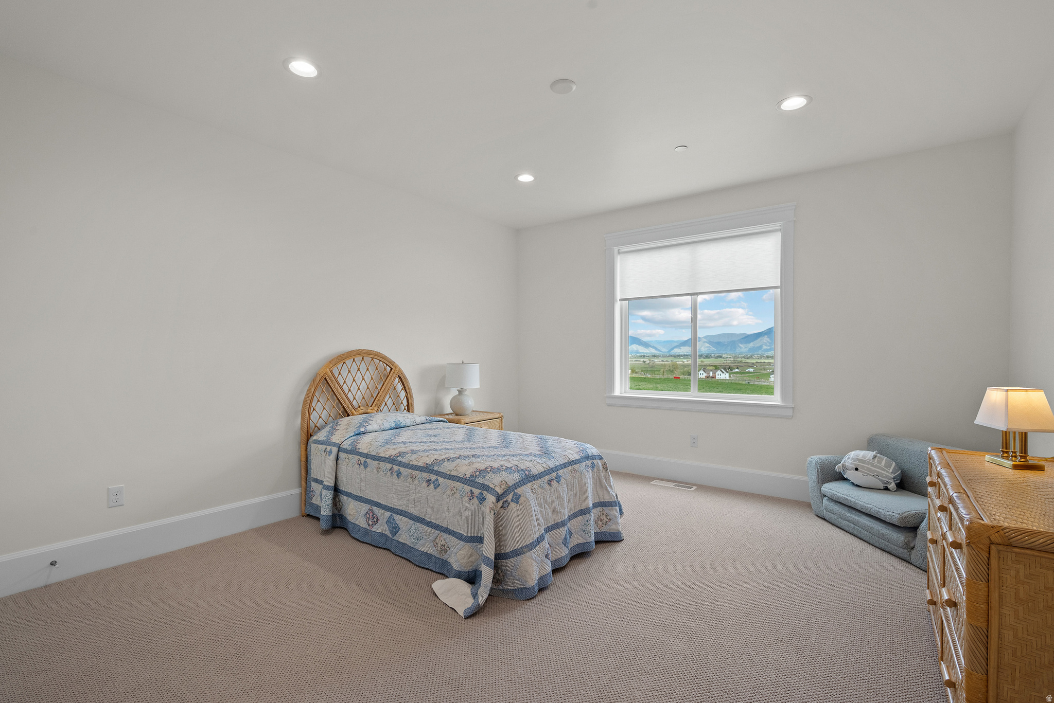 RIDGE - Residential