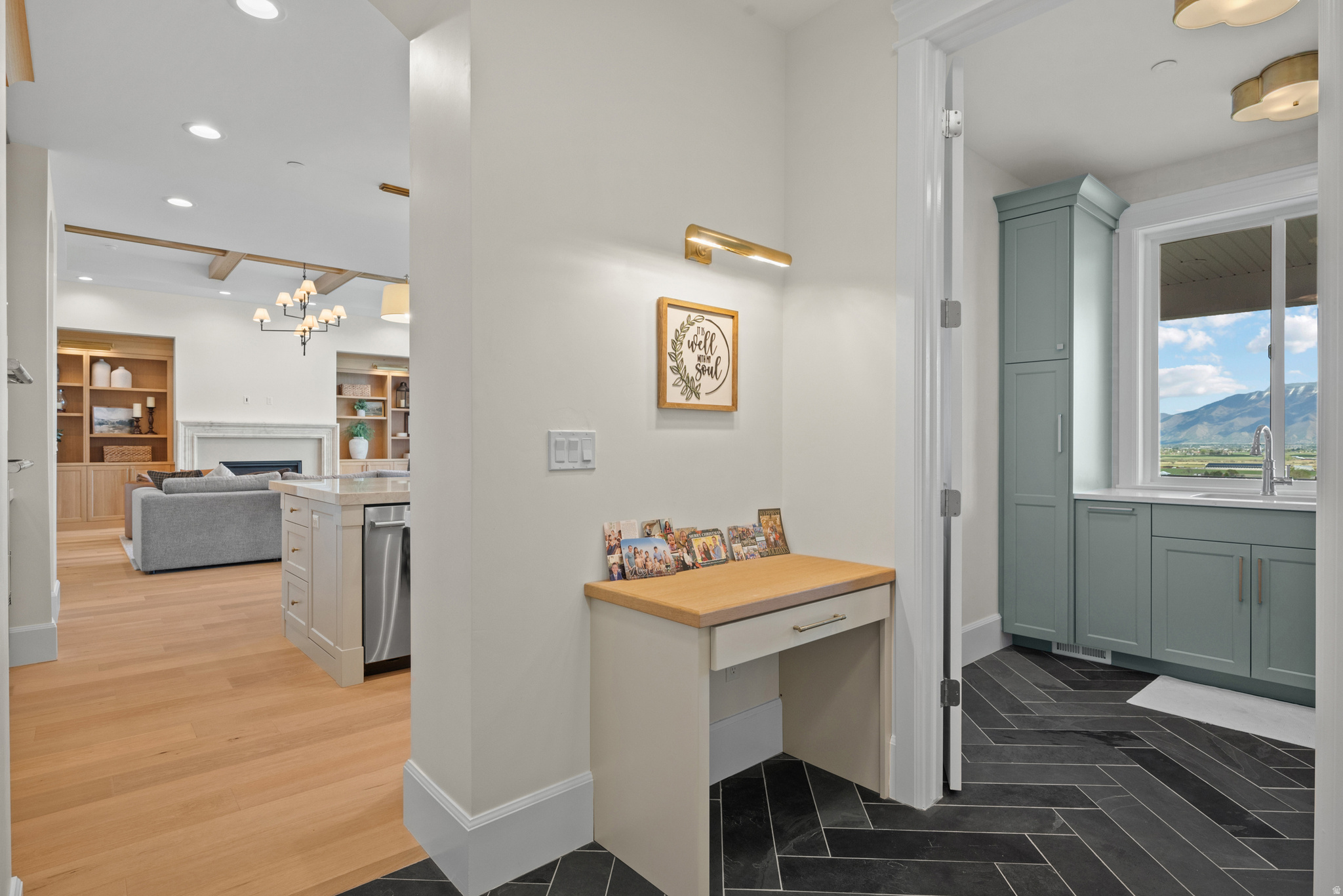 RIDGE - Residential