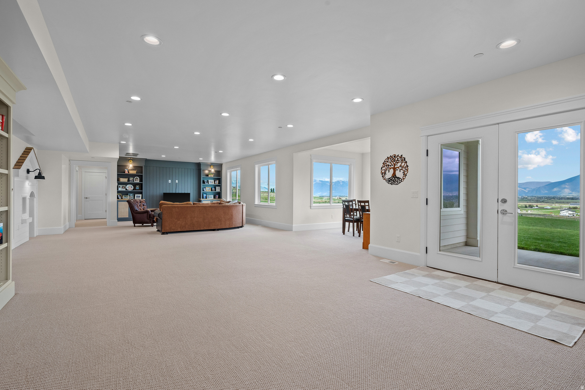 RIDGE - Residential