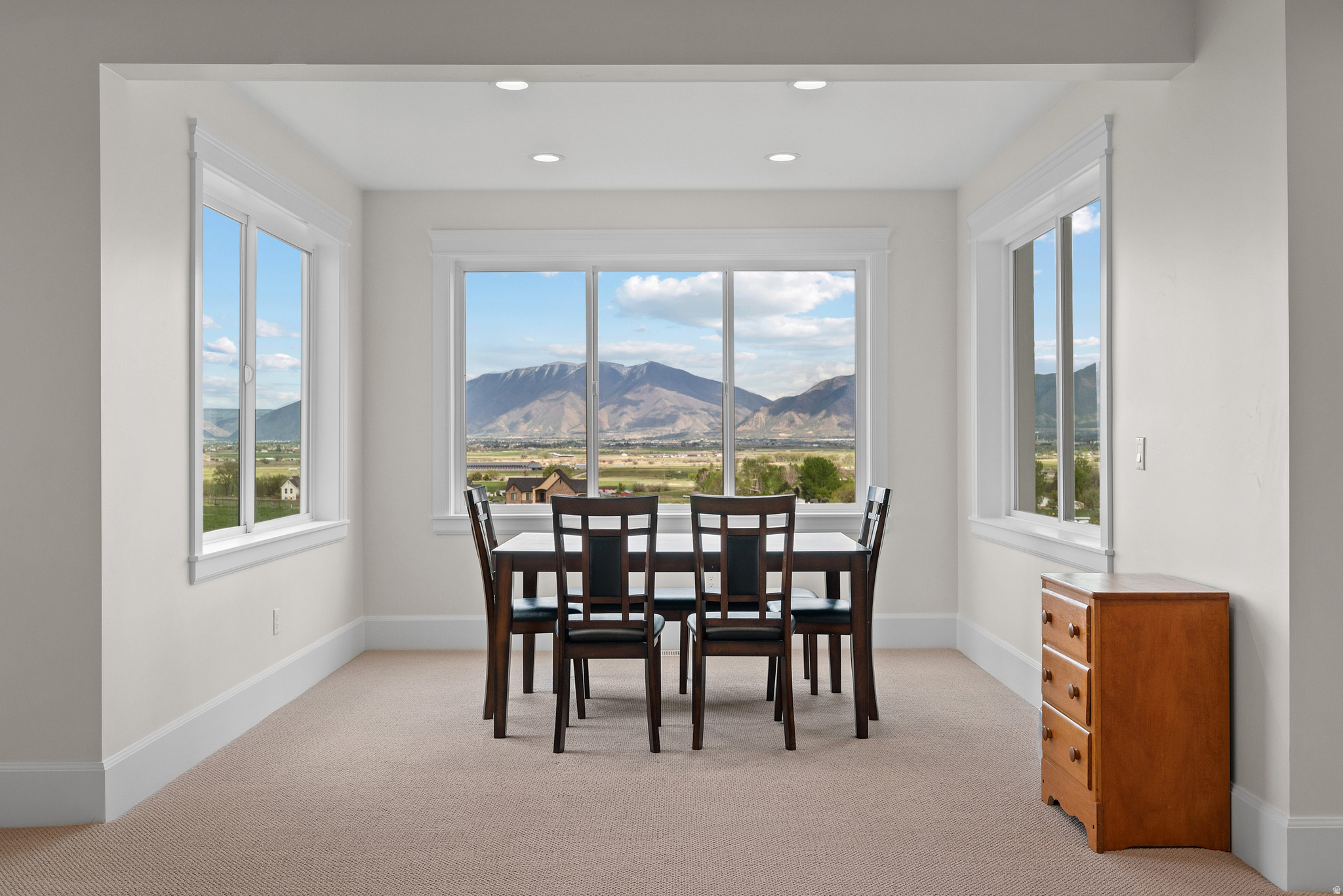 RIDGE - Residential