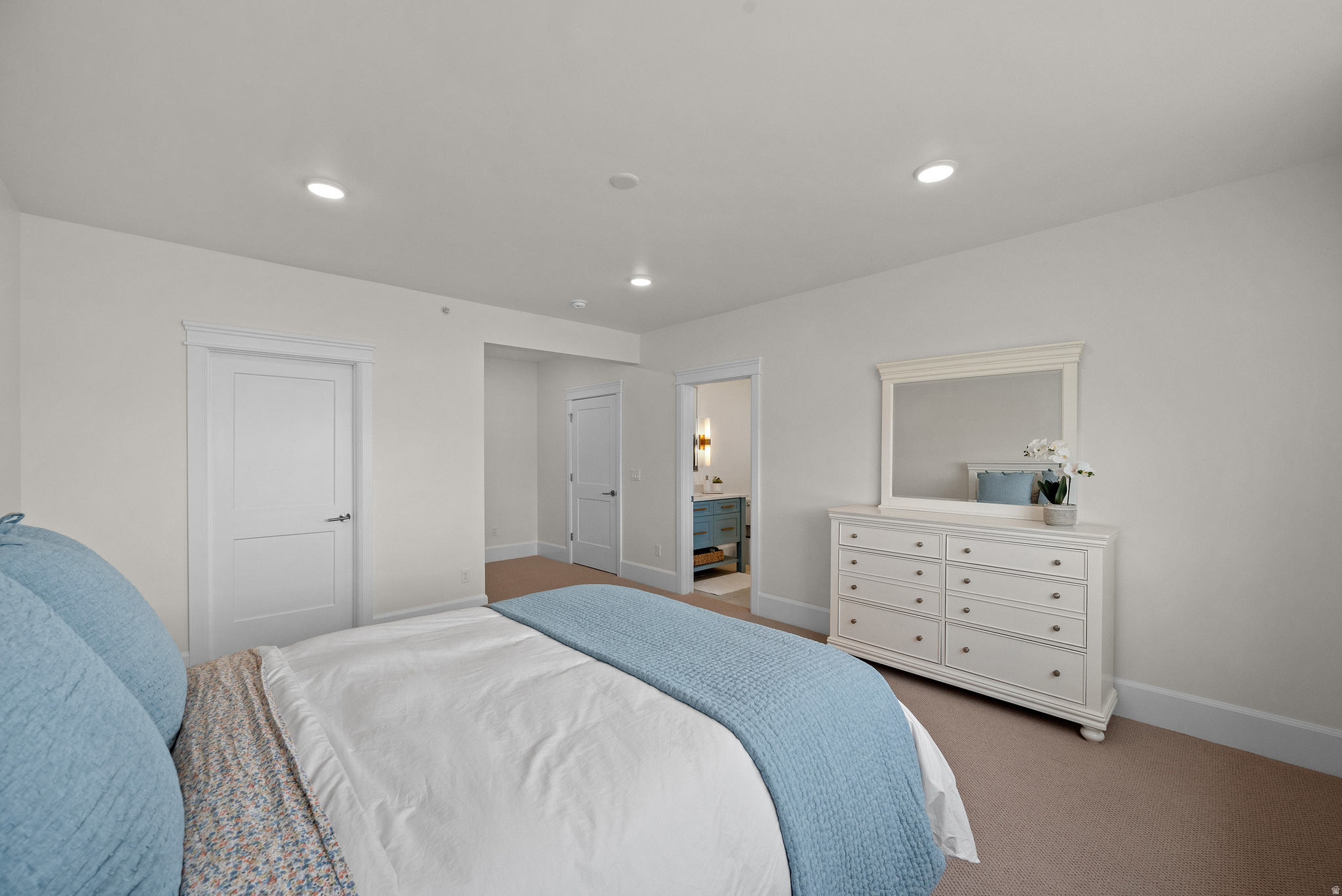 RIDGE - Residential