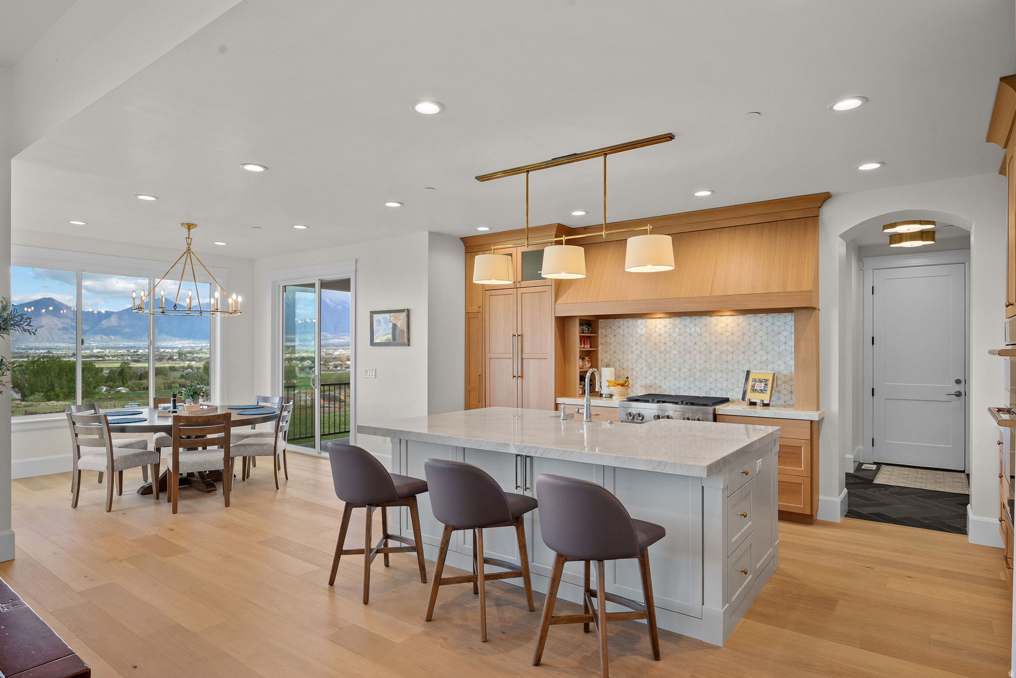 RIDGE - Residential