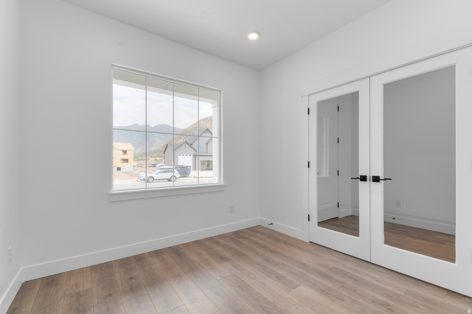 VIRIDIAN - Residential