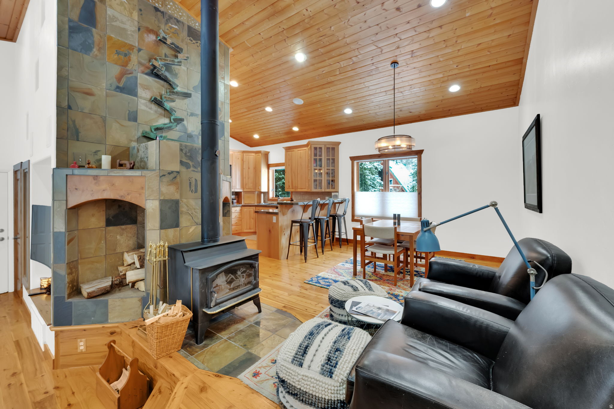 PINE TREE SUB - Residential