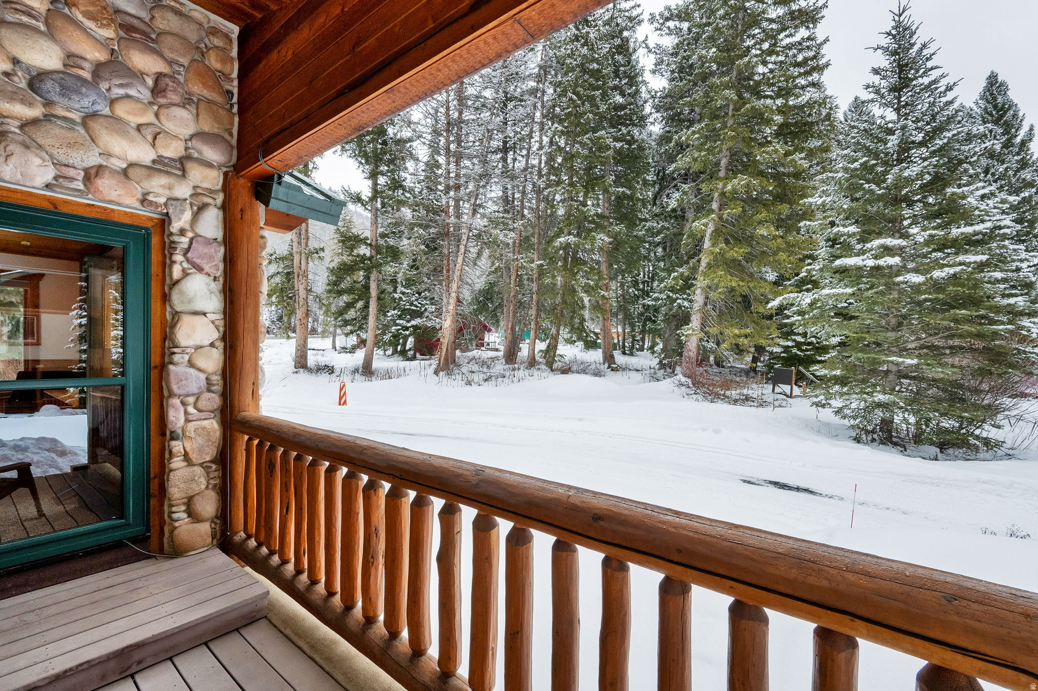 PINE TREE SUB - Residential