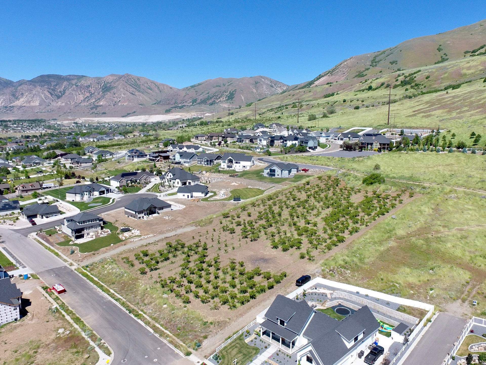 MOUNT PLEASANT ESTATES - Land
