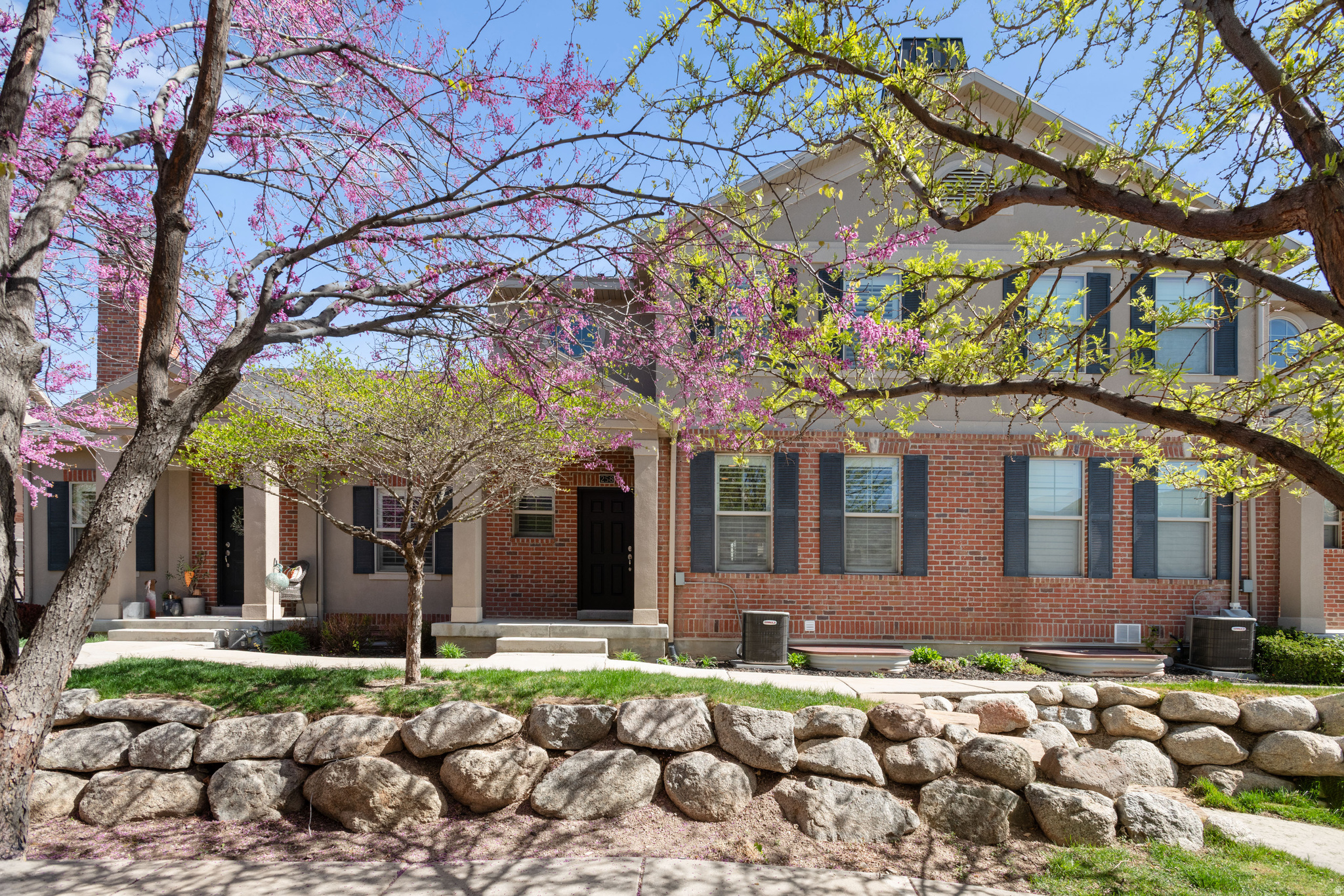 Fantastic, super clean, and well-maintained townhome offers the feel of a barely lived-in space in an exclusive tennis club community featuring pools and pickleball courts. The main level boasts an open, inviting living area, while the newly finished basement adds fresh, versatile space perfect for relaxing or entertaining. Ideally located with easy freeway access, this home is just minutes from Thanksgiving Point, Traverse Mountain, and a wide variety of restaurants, grocery stores, and shopping options. All information is deemed reliable but is not guaranteed and should be independently verified.