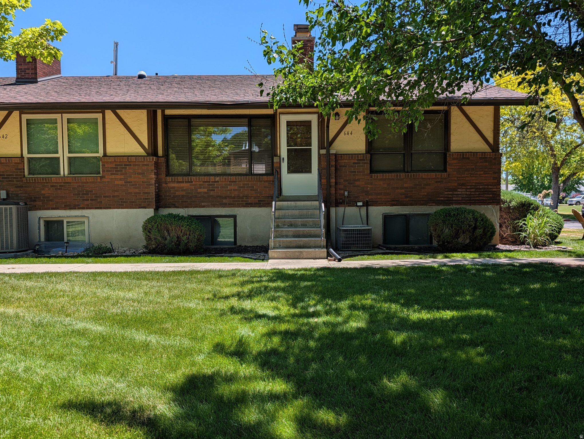 SHERWOOD PARK - Residential