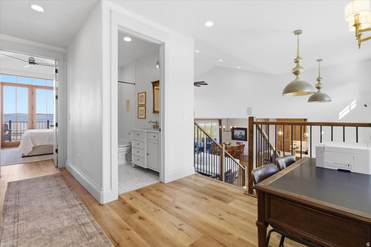 WHISPERING PINES 3 - Residential