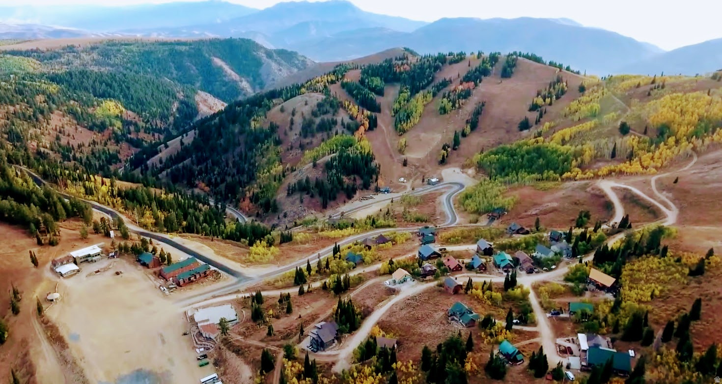 POWDER MOUNTAIN WEST - Residential