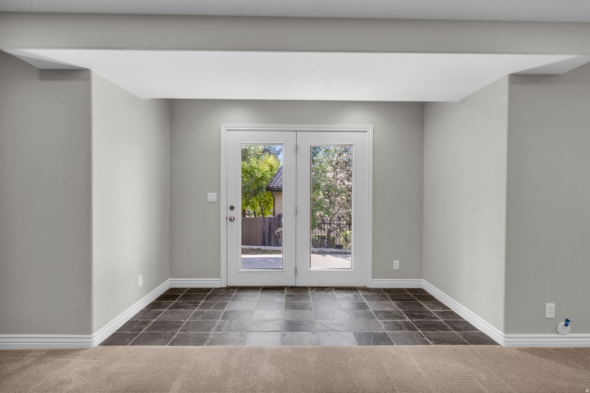 SCOTTSDALE RIDGE - Residential