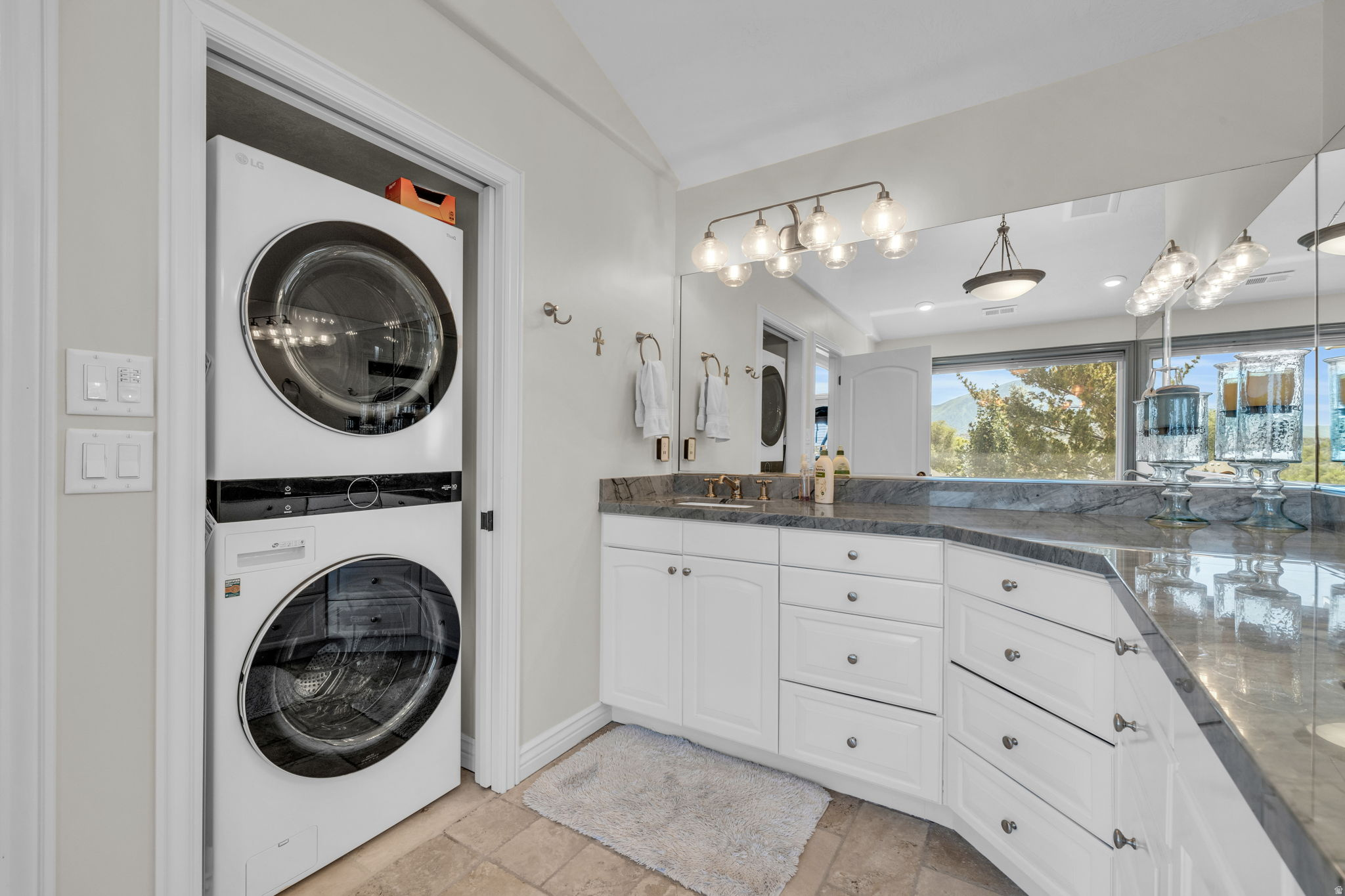 SCOTTSDALE RIDGE - Residential