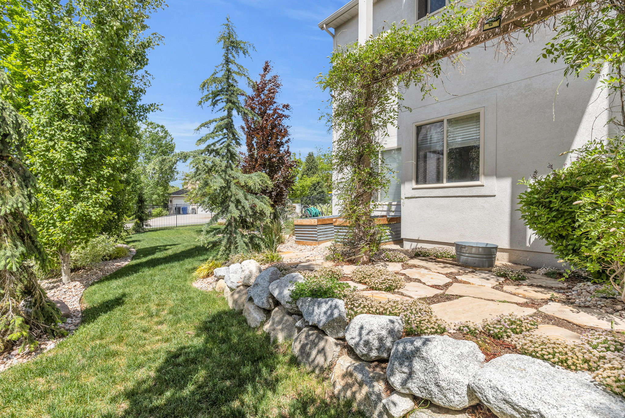 SCOTTSDALE RIDGE - Residential
