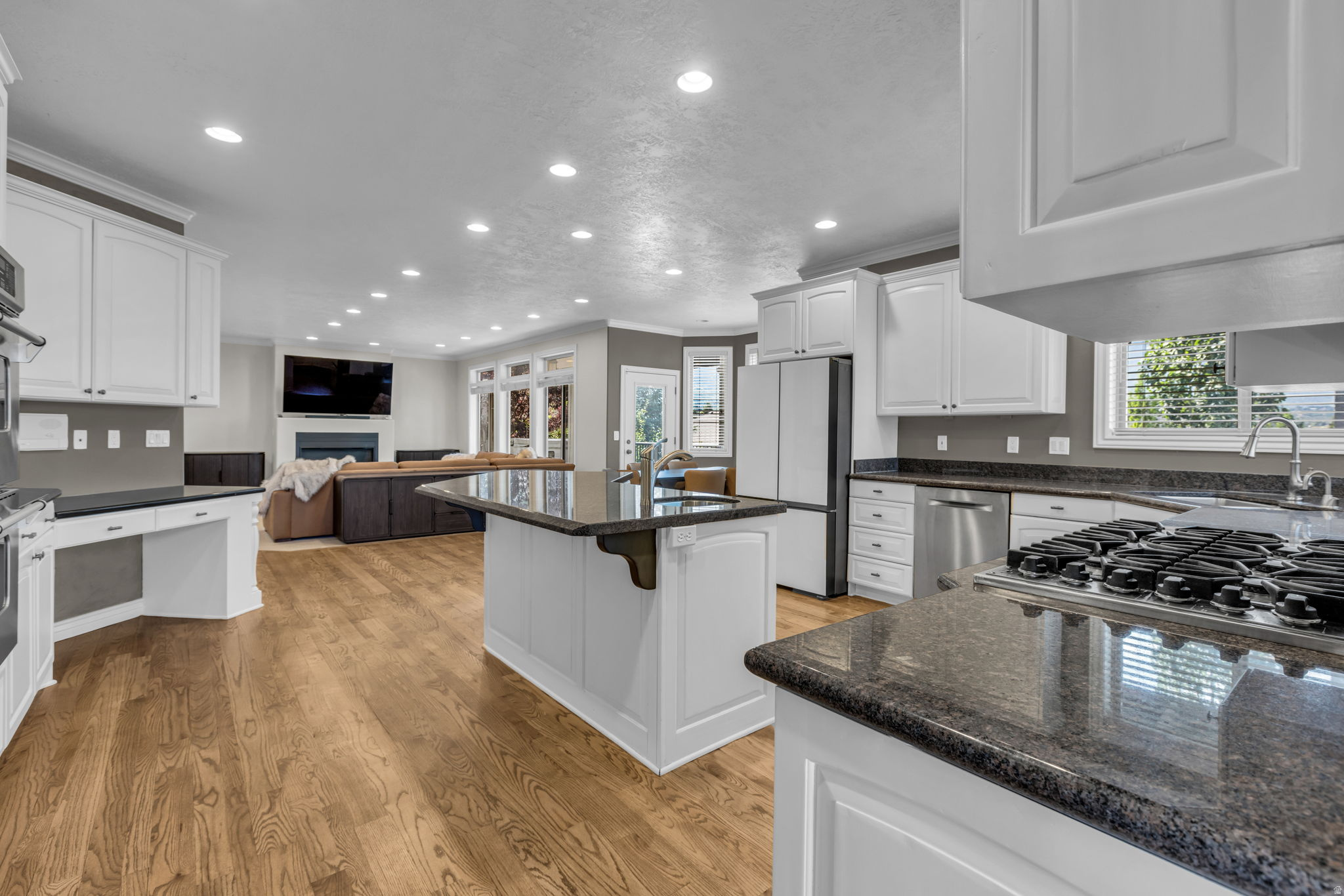 SCOTTSDALE RIDGE - Residential