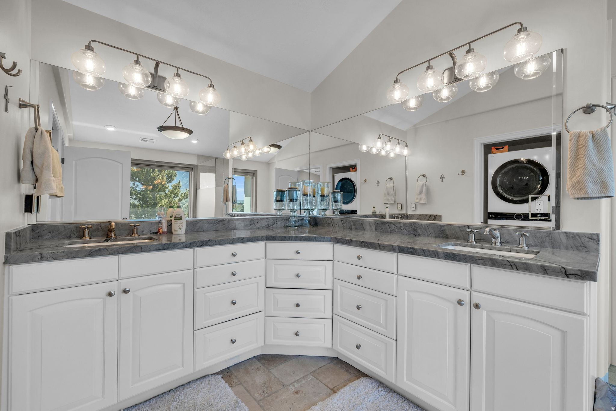 SCOTTSDALE RIDGE - Residential