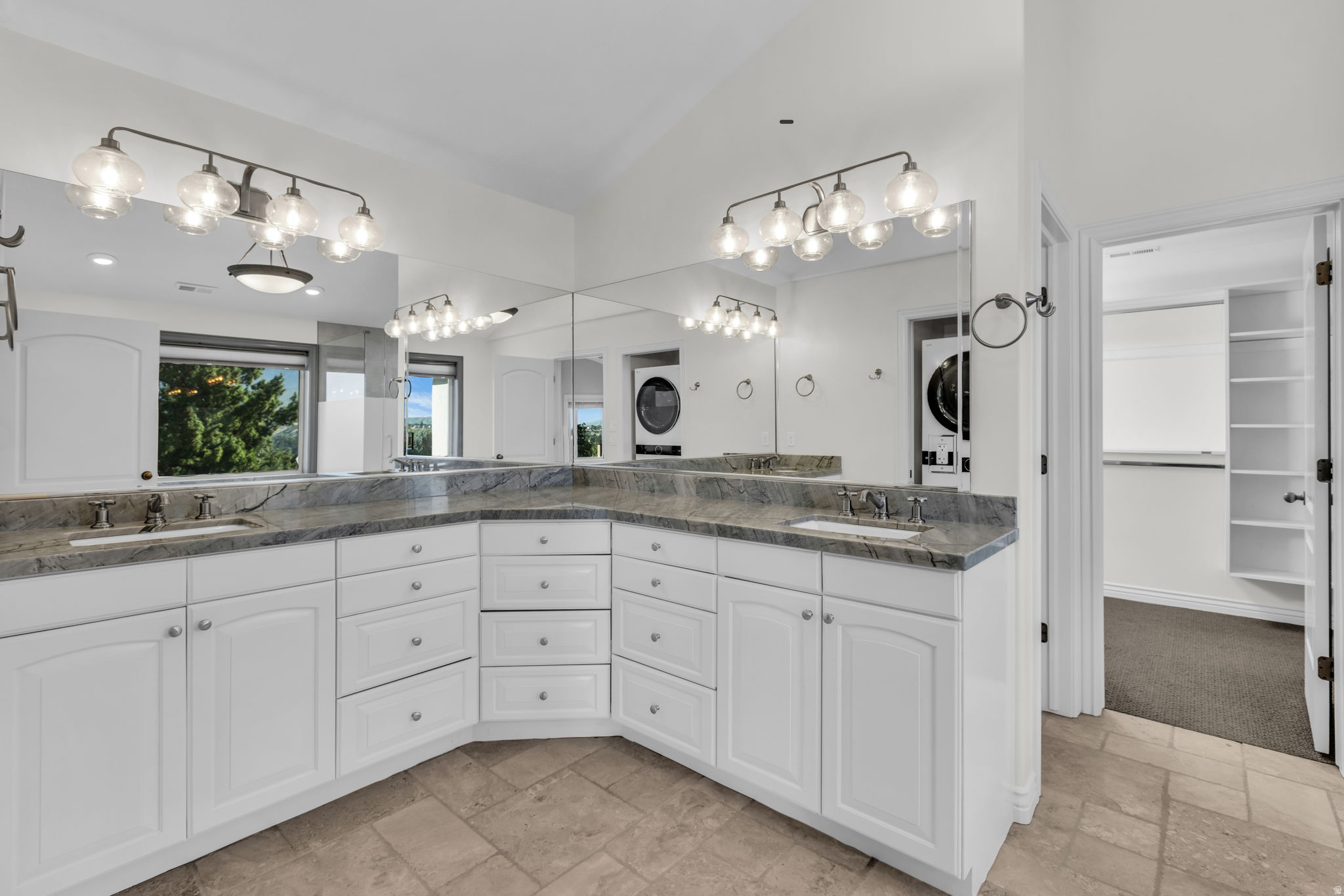 SCOTTSDALE RIDGE - Residential